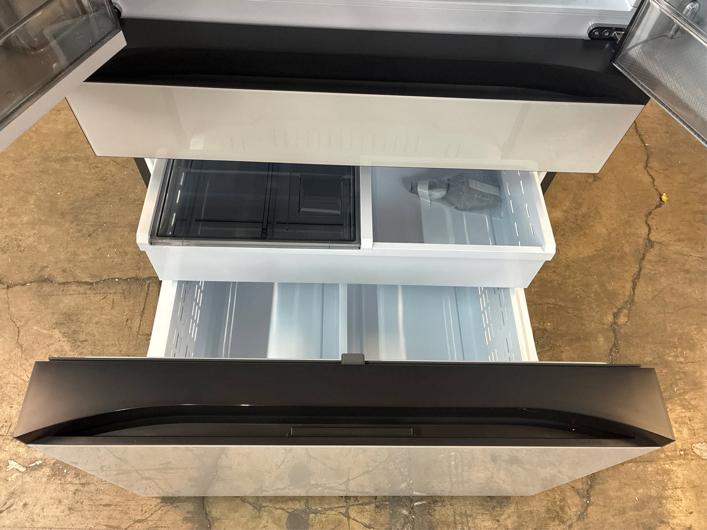 Bespoke 4-Door Smart Refrigerator w/ Bev Center