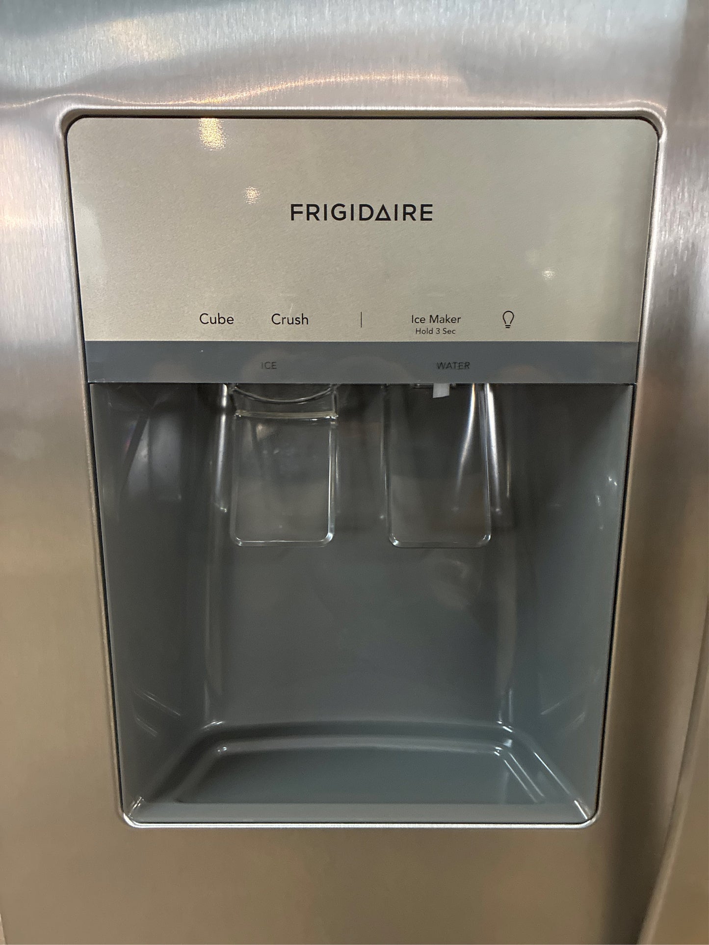 Frigidaire 36.1 in 22.3 cu ft Counter Depth Refrigerator