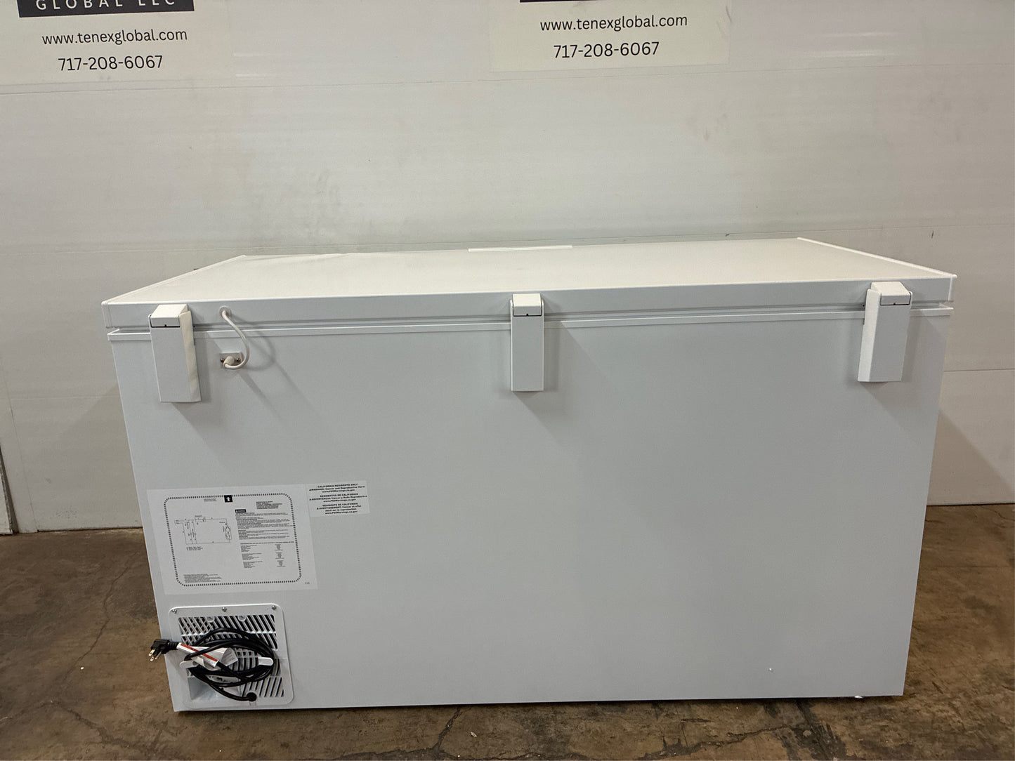 Frigidaire 14.8 cu. ft. Chest Freezer with LED, Garage Ready