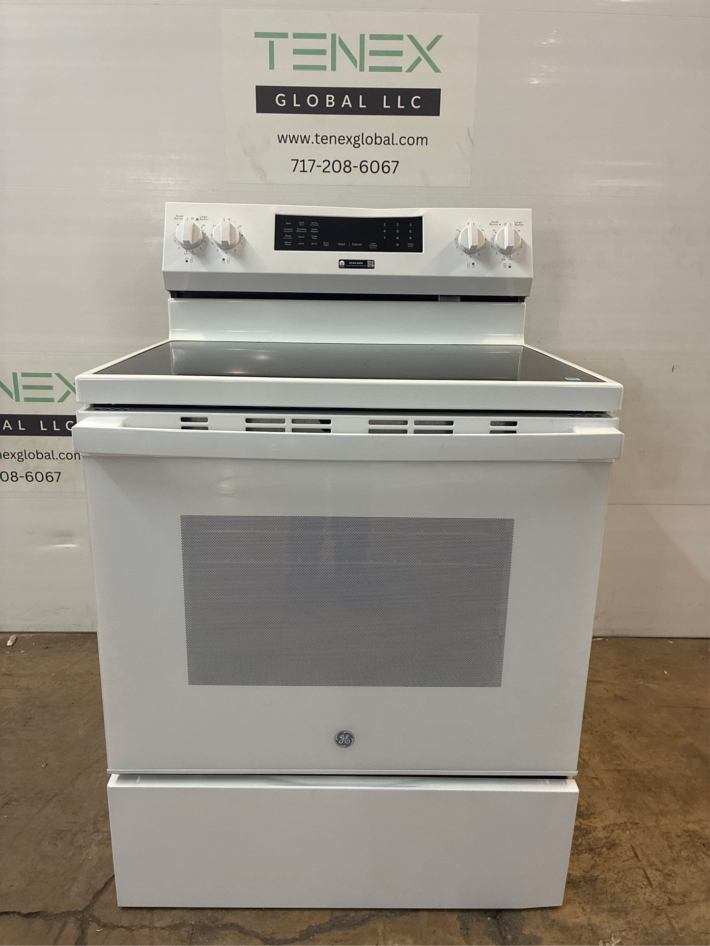 GE 30-in 5-Burner Smart Electric Range White