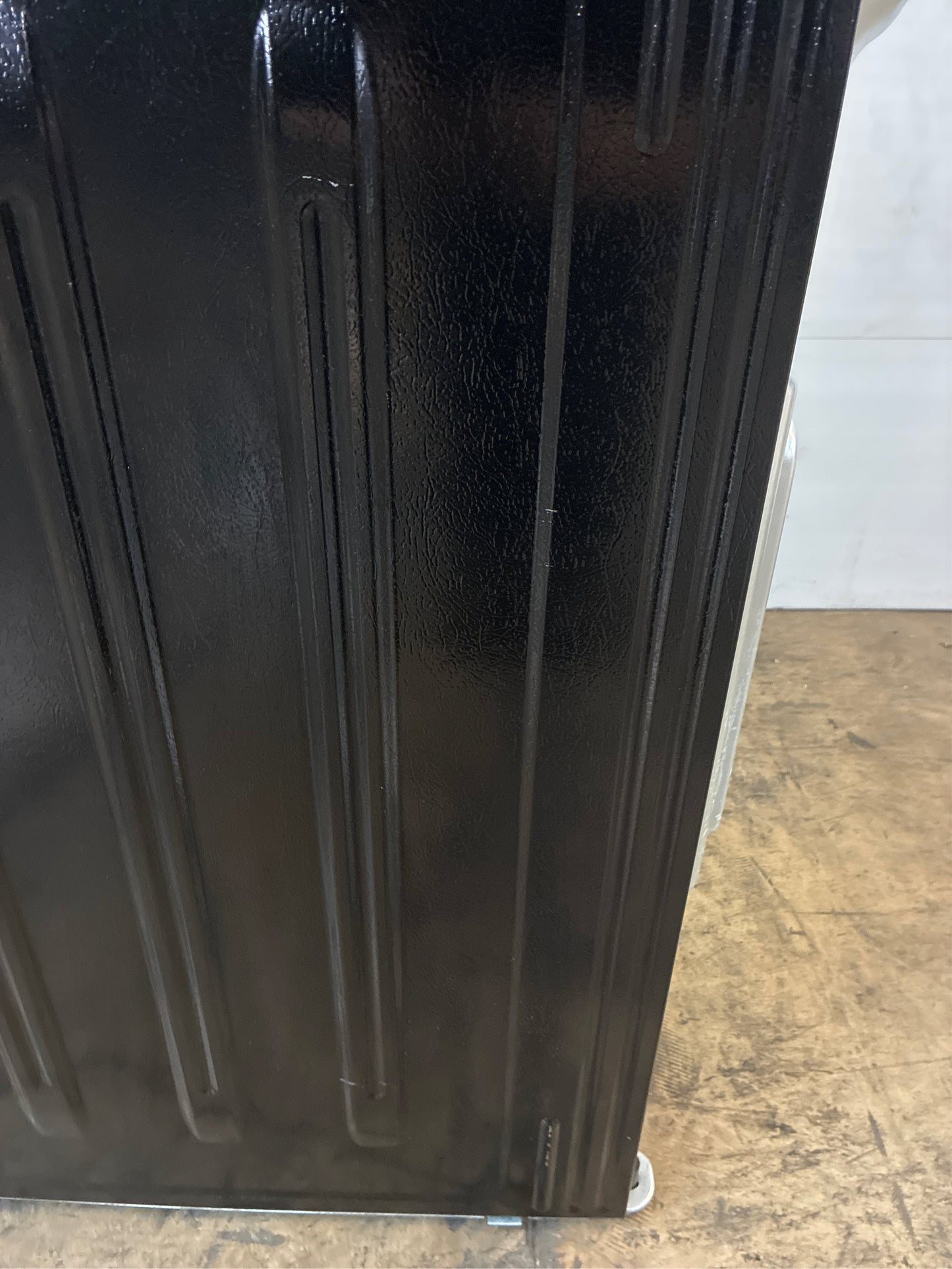 Frigidaire Gallery 30" Electric Range with Convection & Air Fry