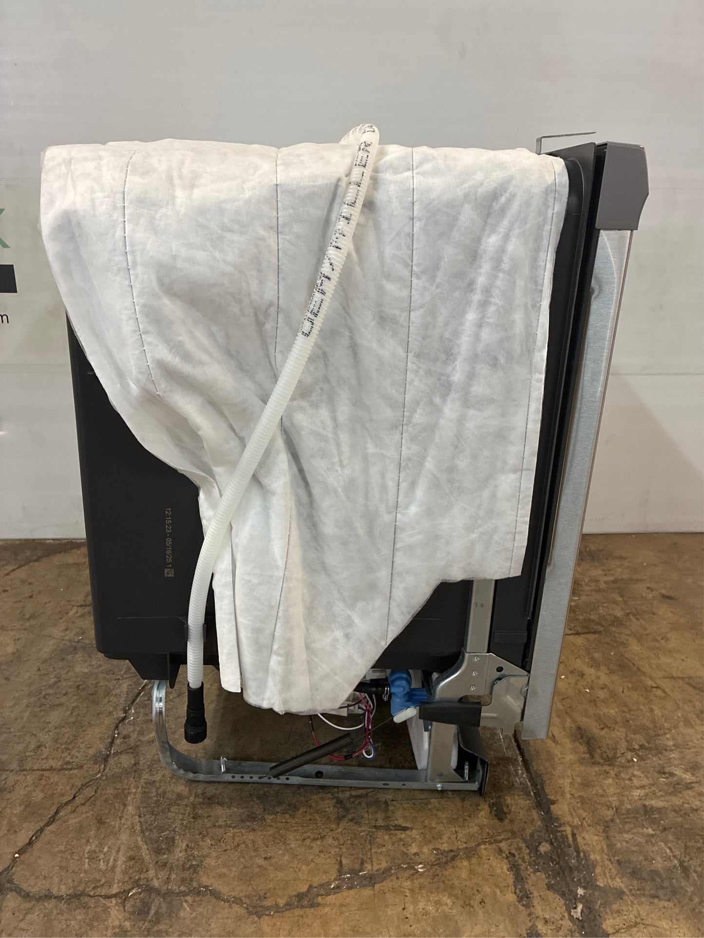 Frigidaire 24 in Built-In Dishwasher, Stainless Steel