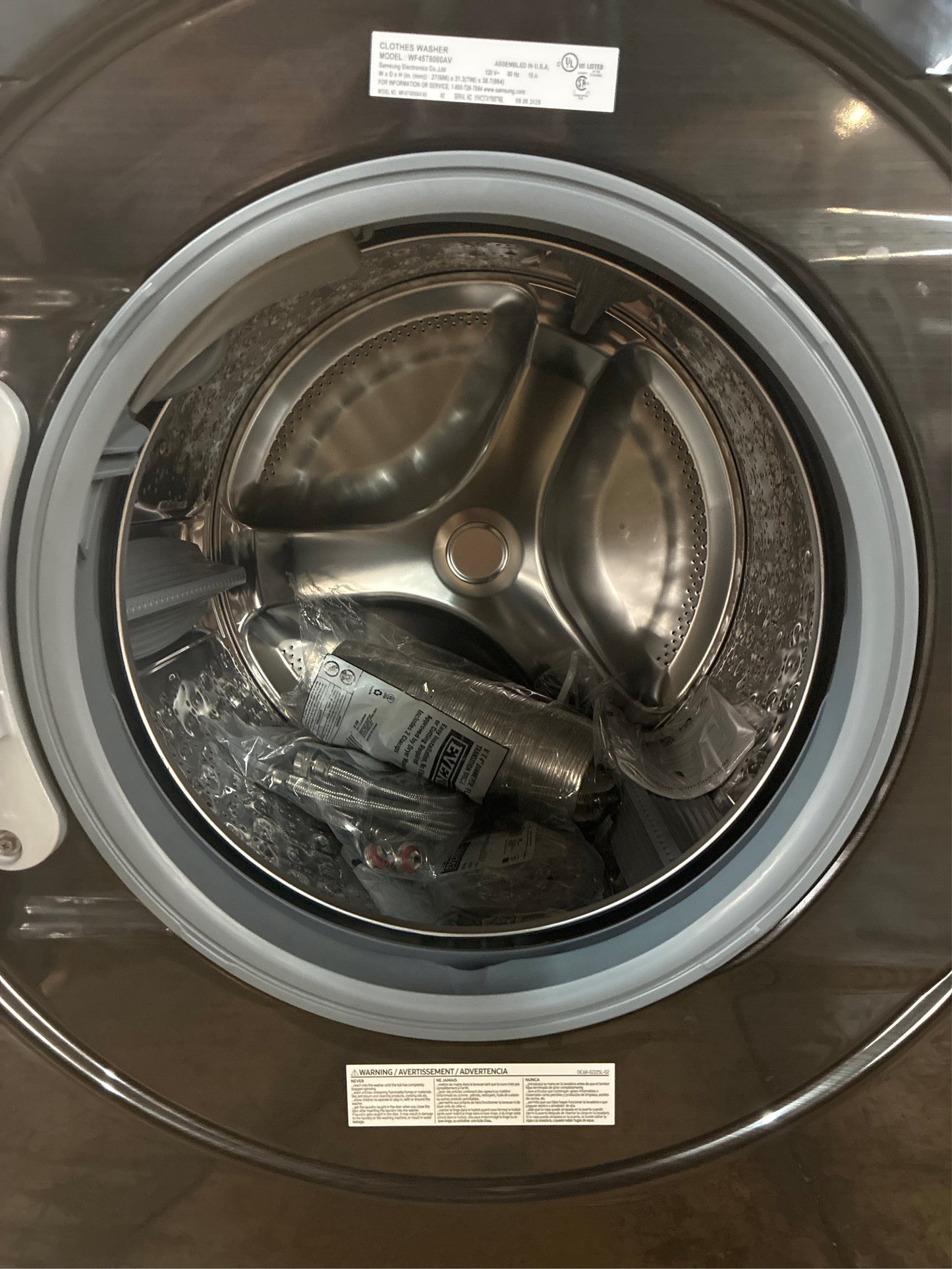 Samsung 4.5 cuft Front-Load Washer, Brushed Black