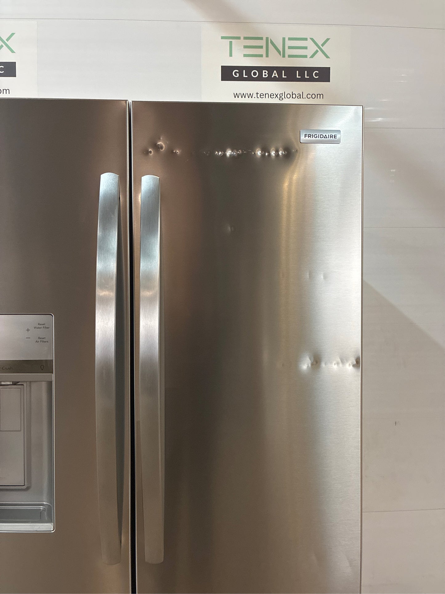 Frigidaire 28 CuFt French Door Refrigerator ENERGY STAR
