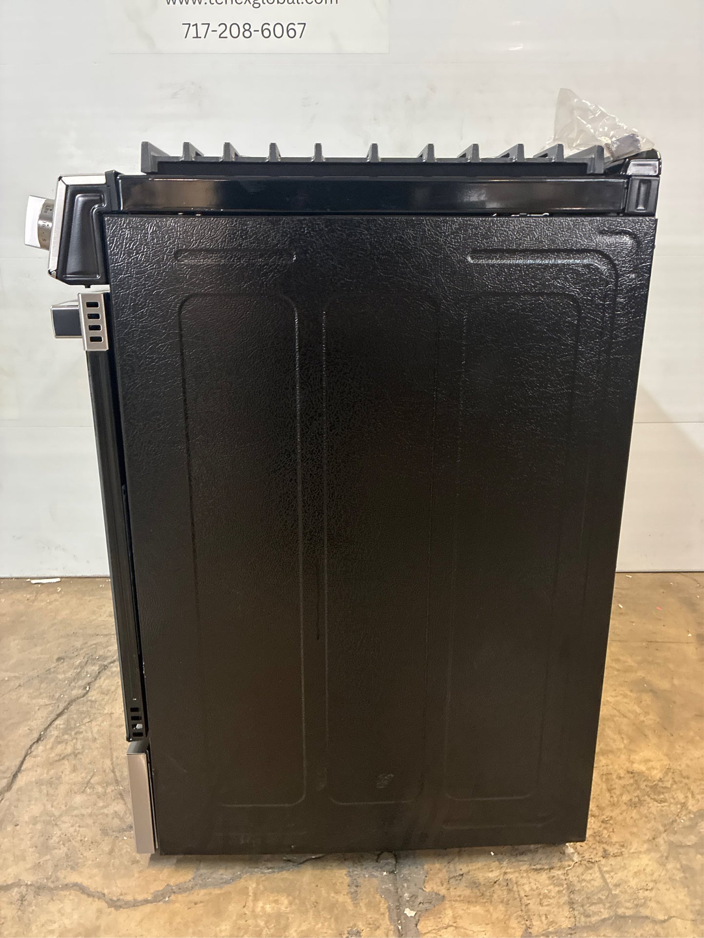 GE 30 in. 5-Burner Gas Convection Range