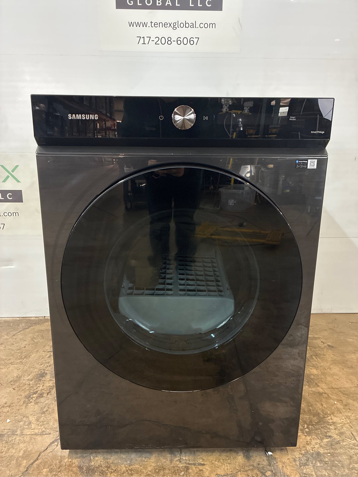 Samsung Bespoke 7.6 cu ft Gas Dryer in Brushed Black