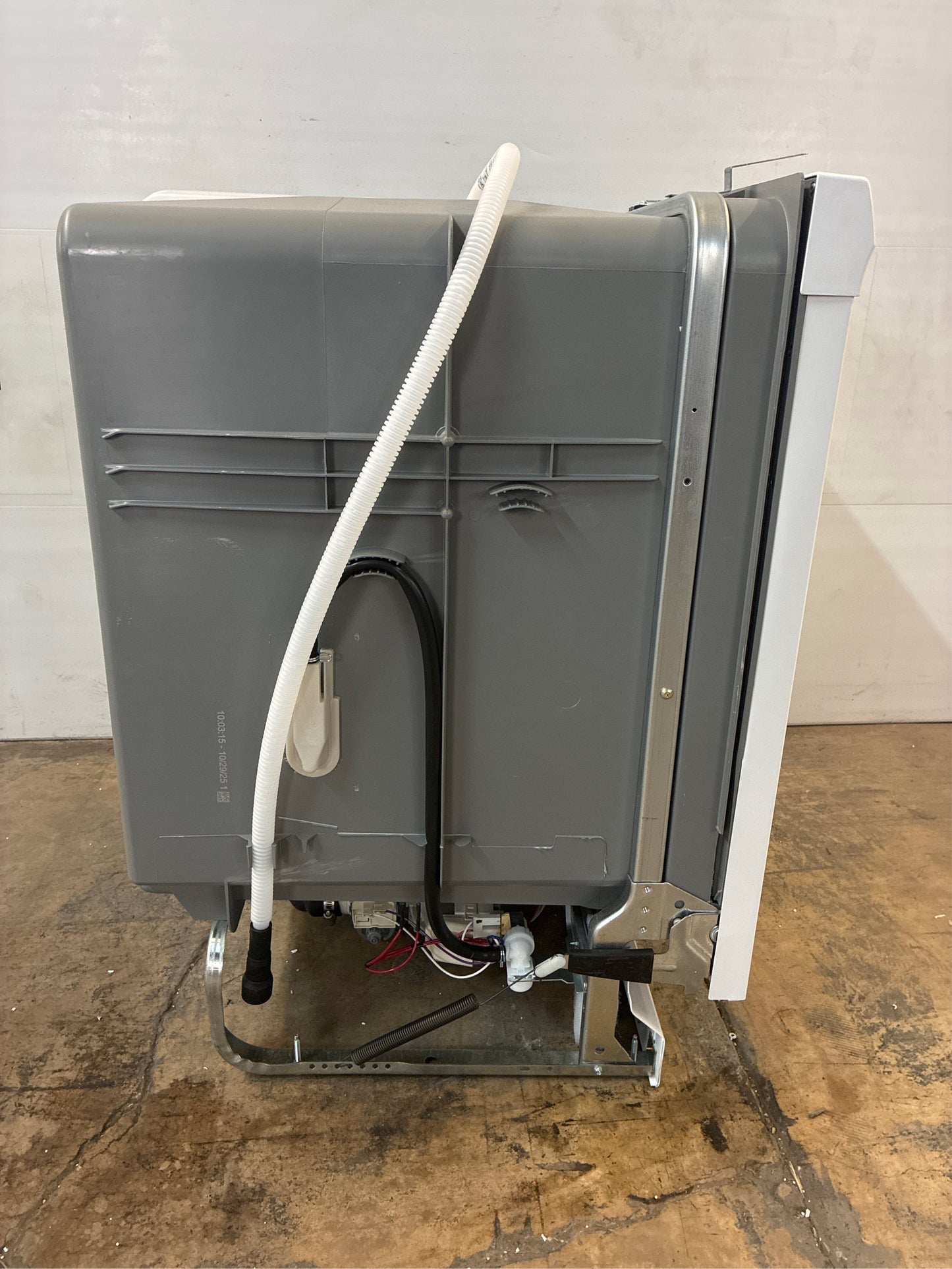 Frigidaire 24" Front Control Built-In Dishwasher, White