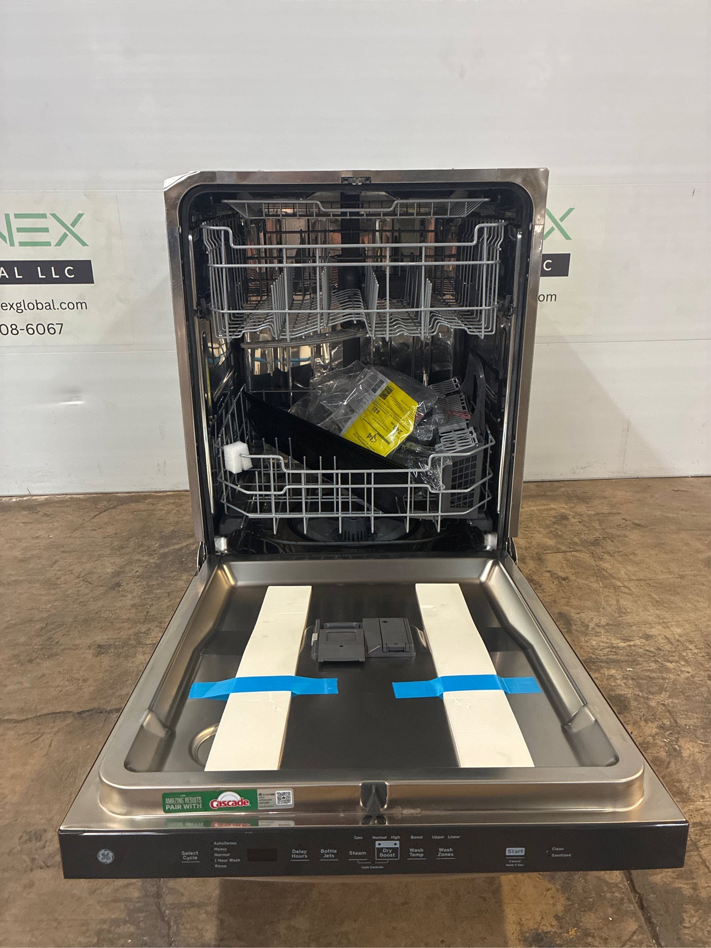 GE 24" Top Control Dishwasher, 47-dBA Quiet