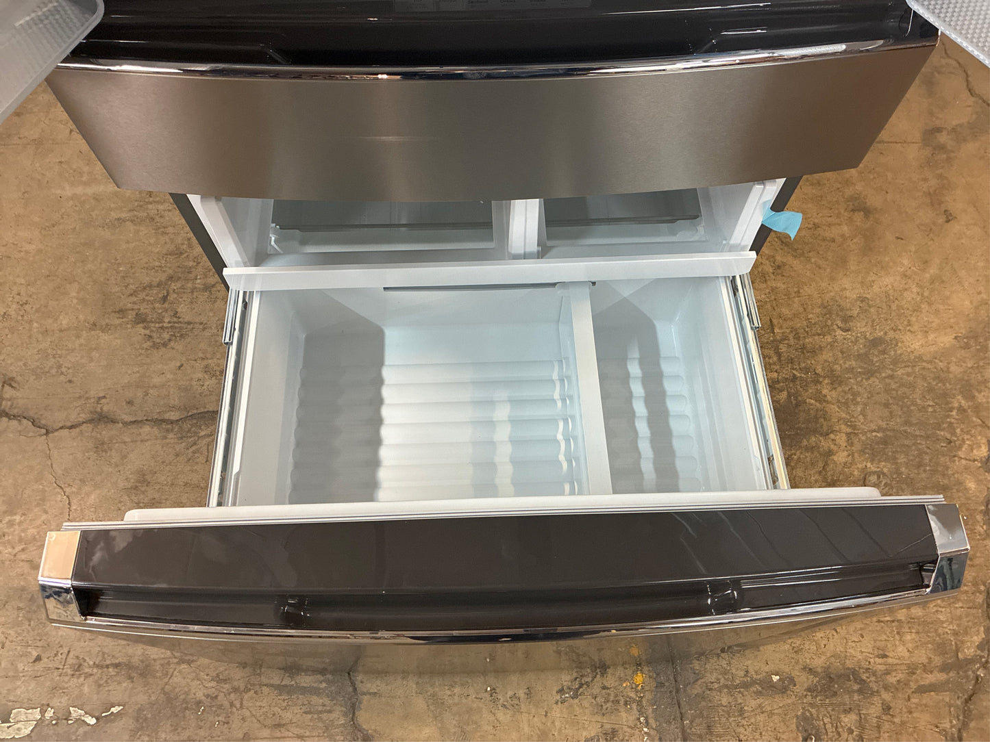 Frigidaire Gallery 26.3-cu ft 4-Door Fridge