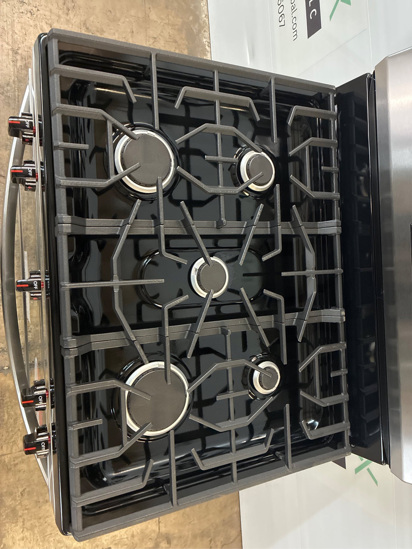 Frigidaire 30" 5-Burner 5.1-cu ft Gas Range