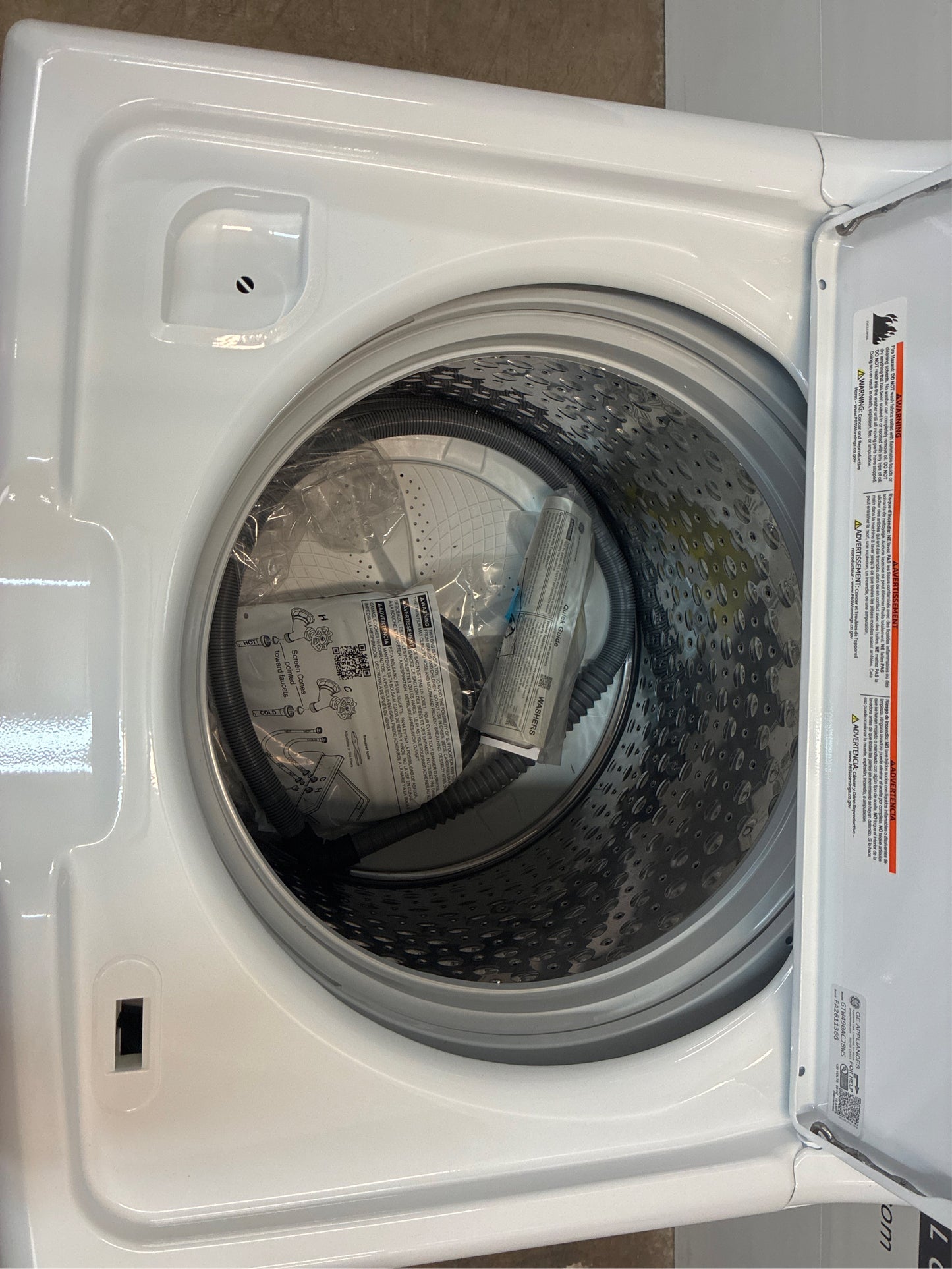 GE 4-cu ft Agitator Top-Load Washer (White)