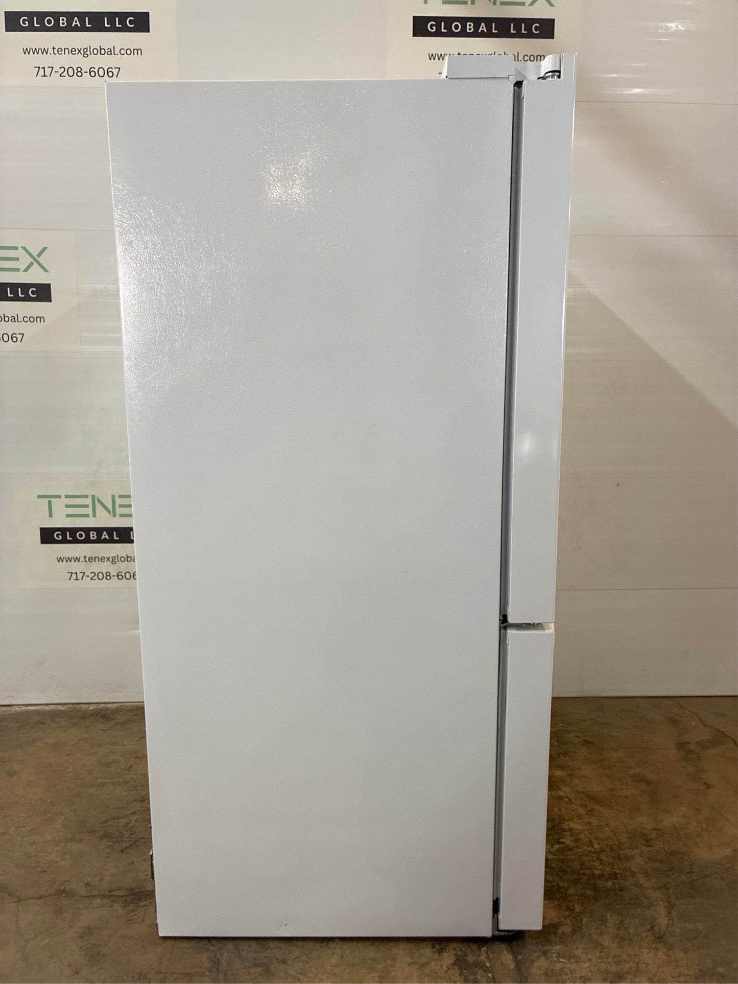 Frigidaire 27.8 cu ft French Door Refrigerator in White