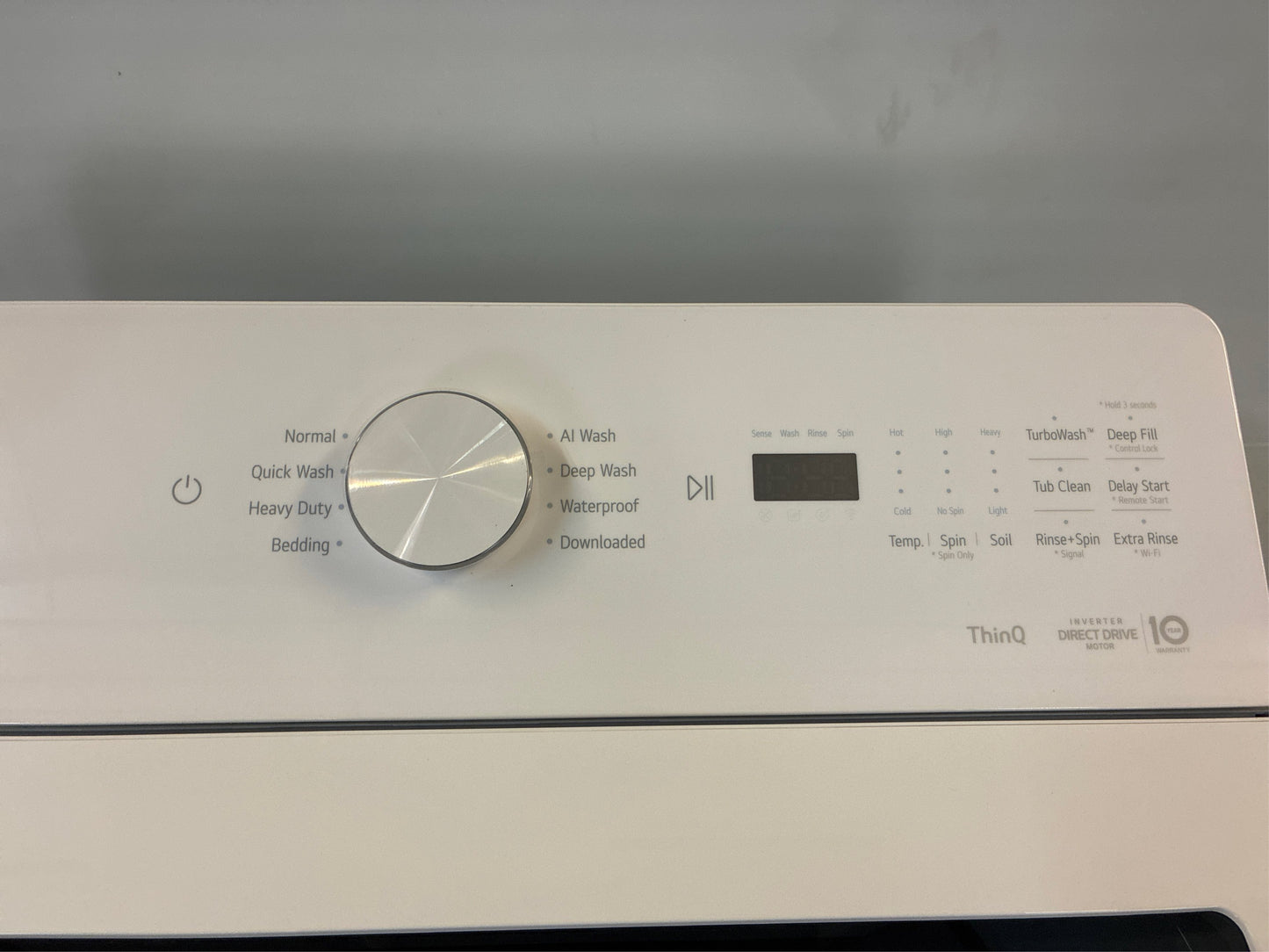 LG 5.0 cu.ft. SMART Washer in Alpine White