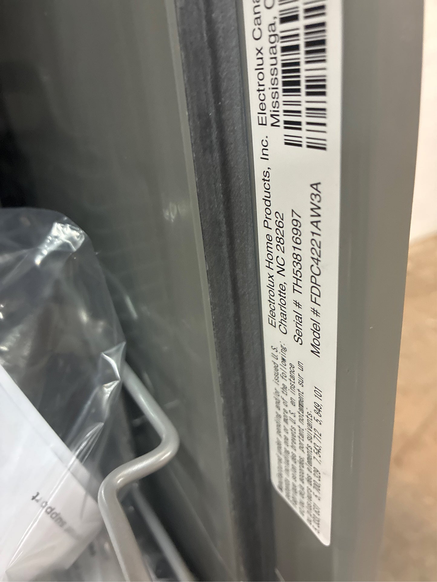 Frigidaire 24 in. White Front-Control Dishwasher