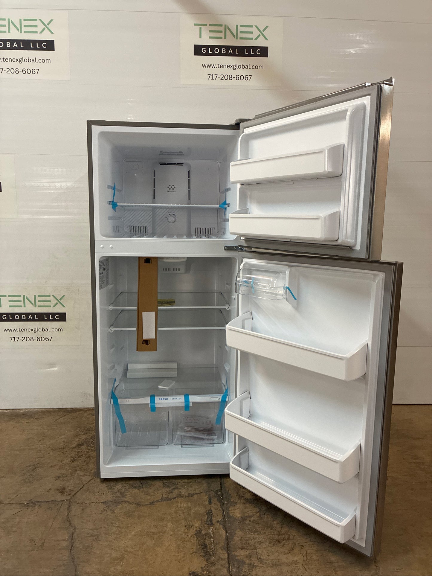 Frigidaire 17.6 cu. ft. Top Freezer Refrigerator