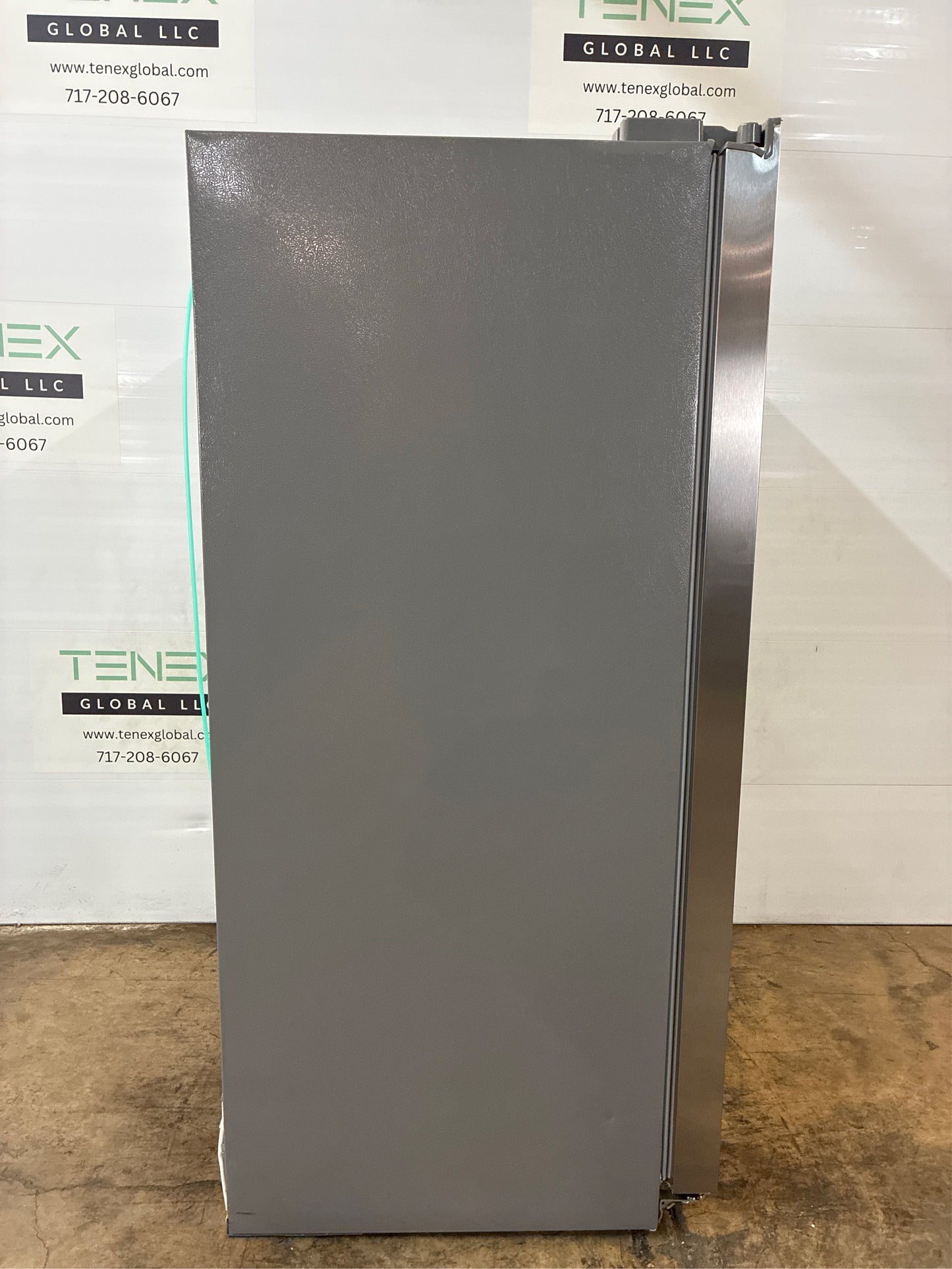 Frigidaire 33in. 22.3 cu.ft. Side by Side Refrigerator