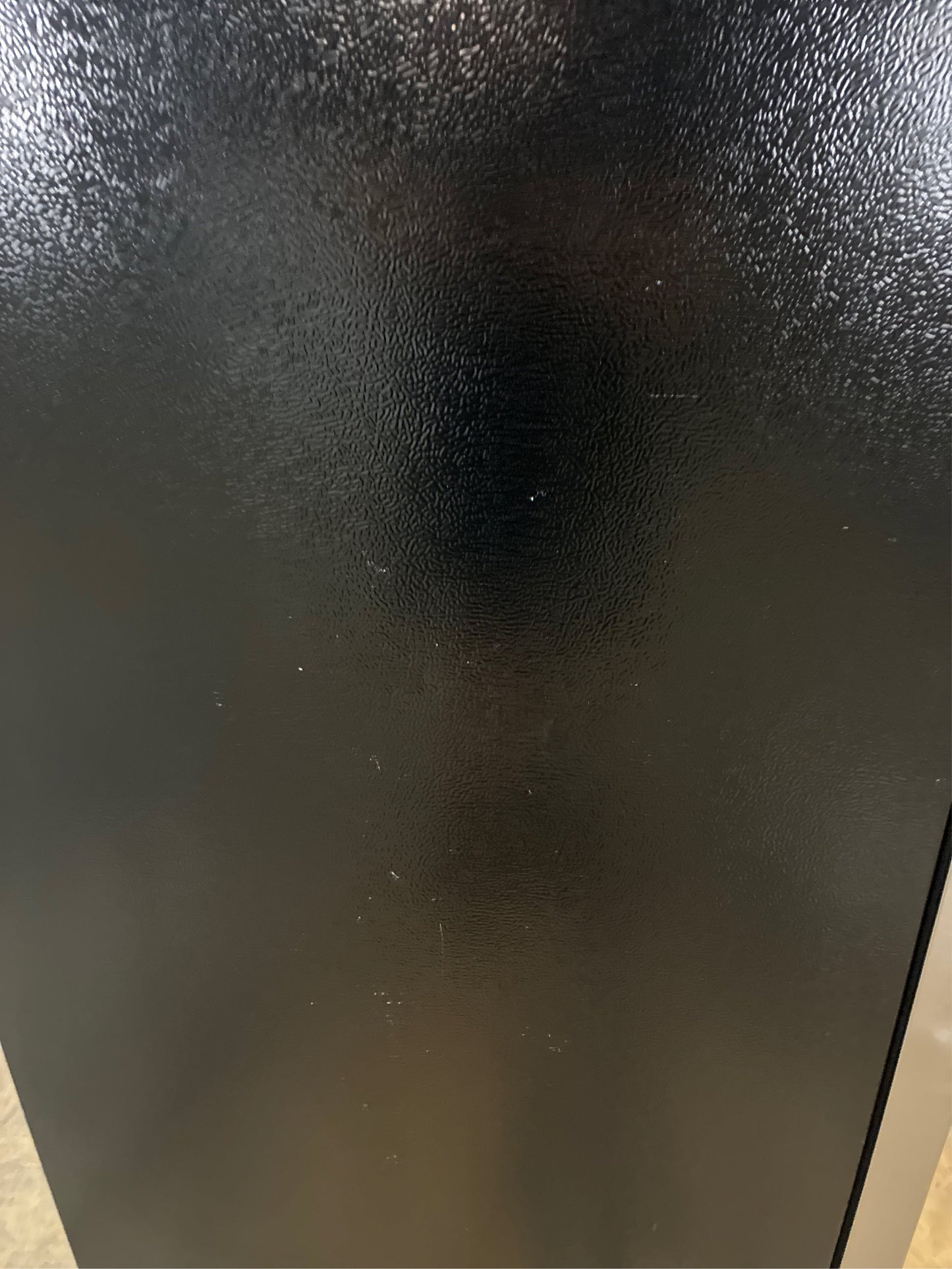 18 cu. ft. Top Freezer Refrigerator