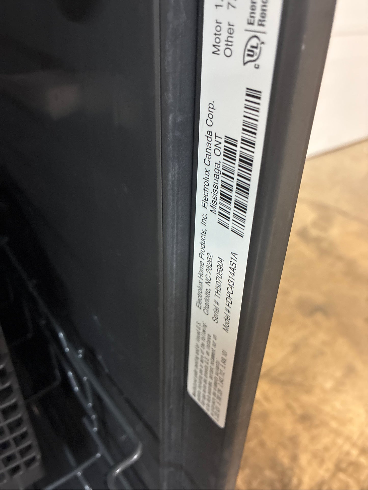 Frigidaire 24 in Front-Control Built-In Dishwasher