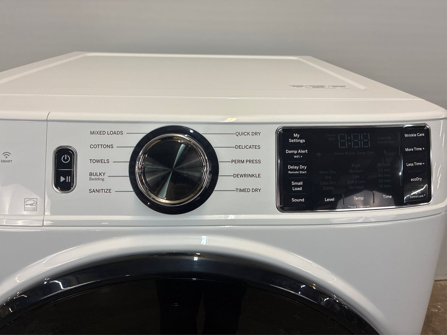 GE 7.8-cu ft Stackable Electric Dryer (White)