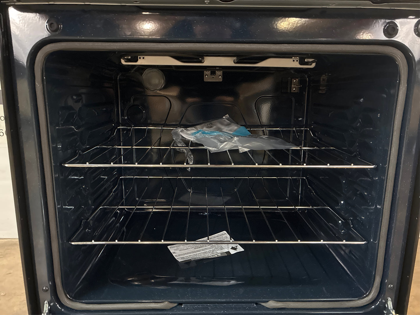 Samsung 6.3 cu.ft. 4-Burner Electric Range