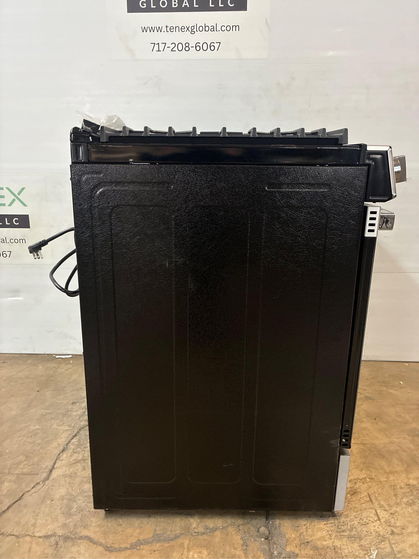 GE 30 in. 5-Burner Gas Convection Range