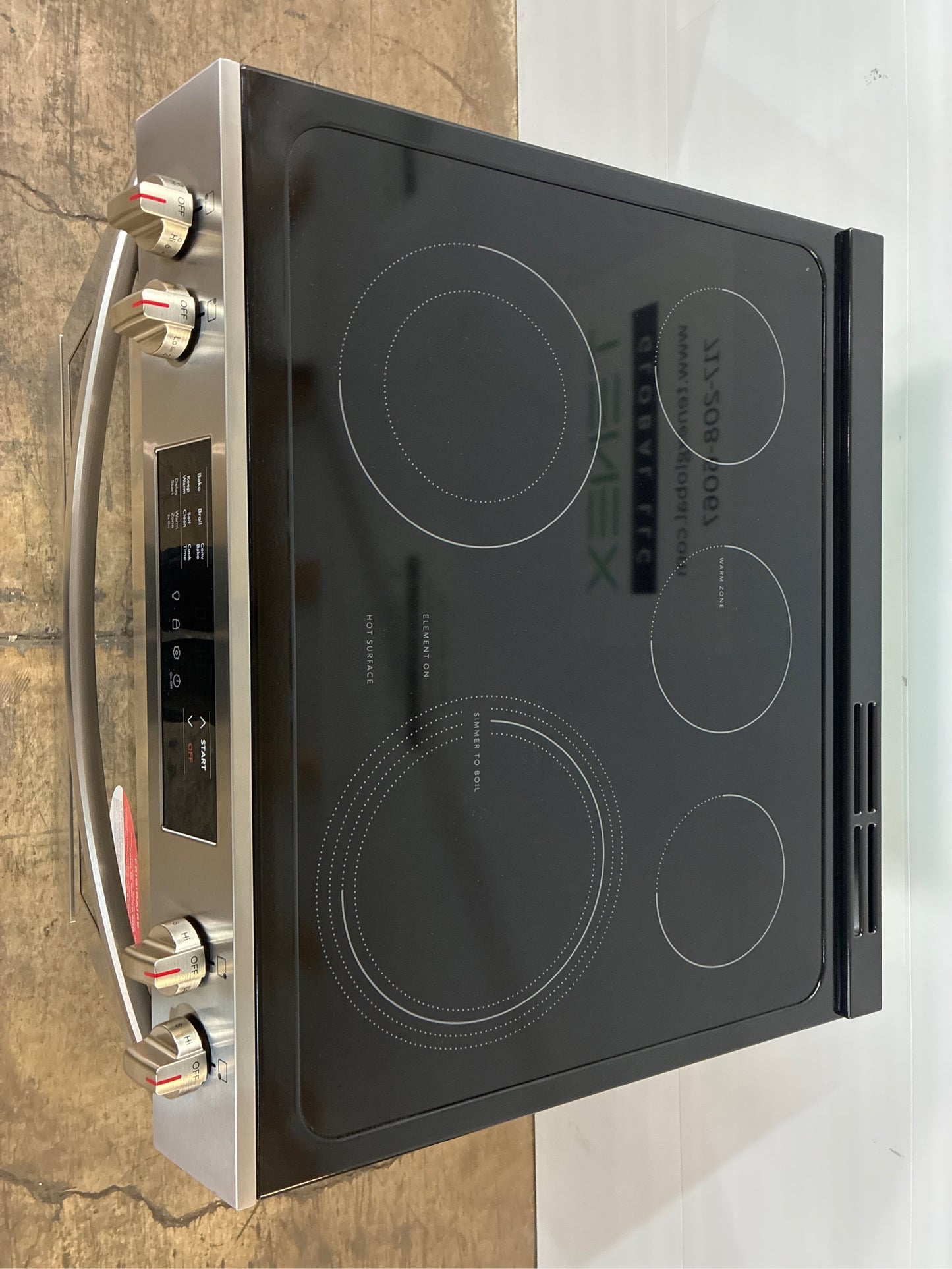 Frigidaire 30-in Glass Top Slide-in Range