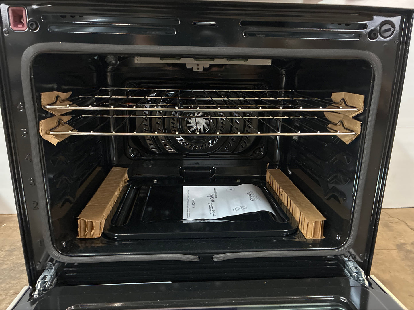 Frigidaire 30-in 5.1-cu ft Gas Range