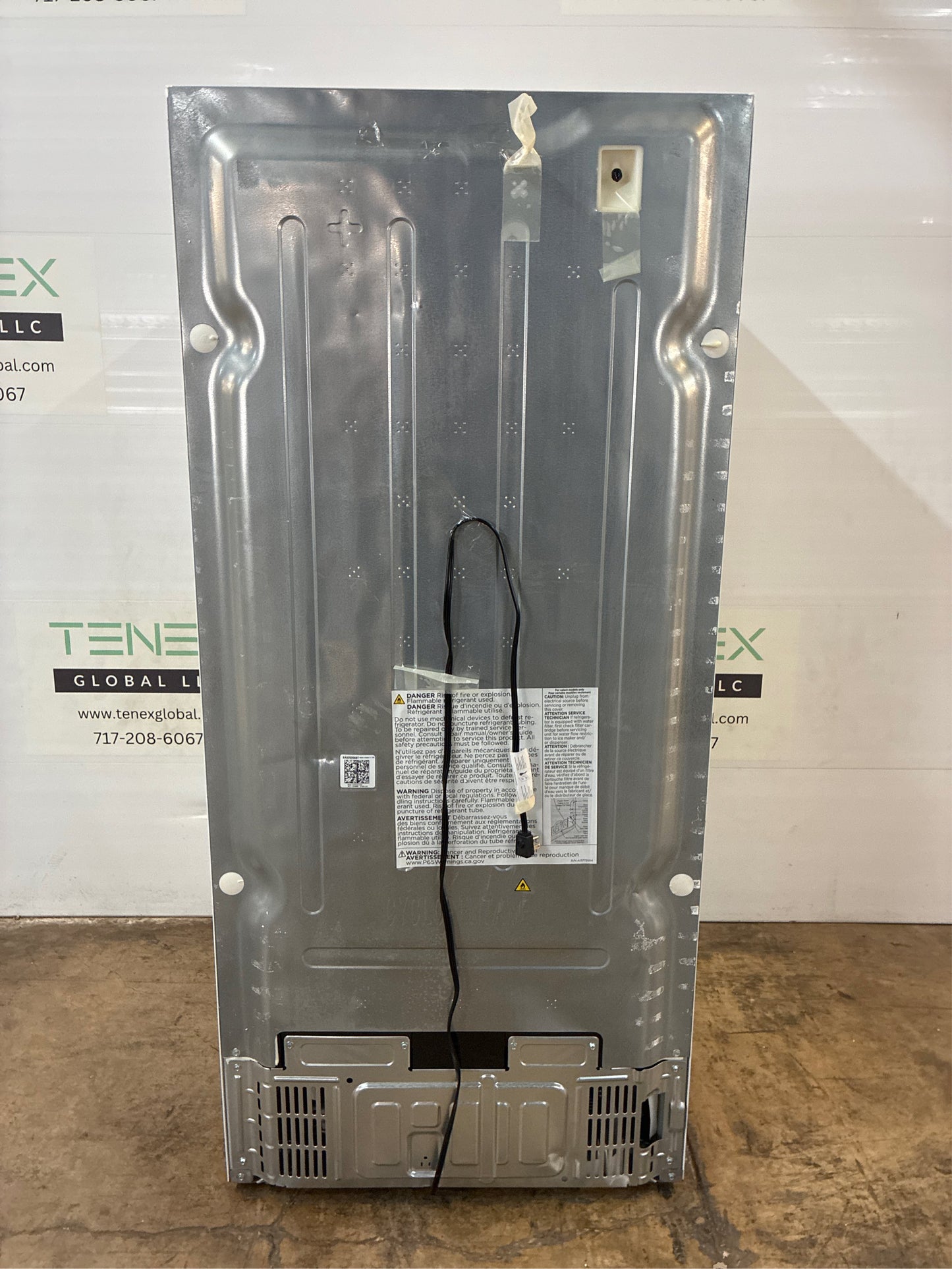 Frigidaire 18.2 cu.ft Top Freezer Refrigerator in White