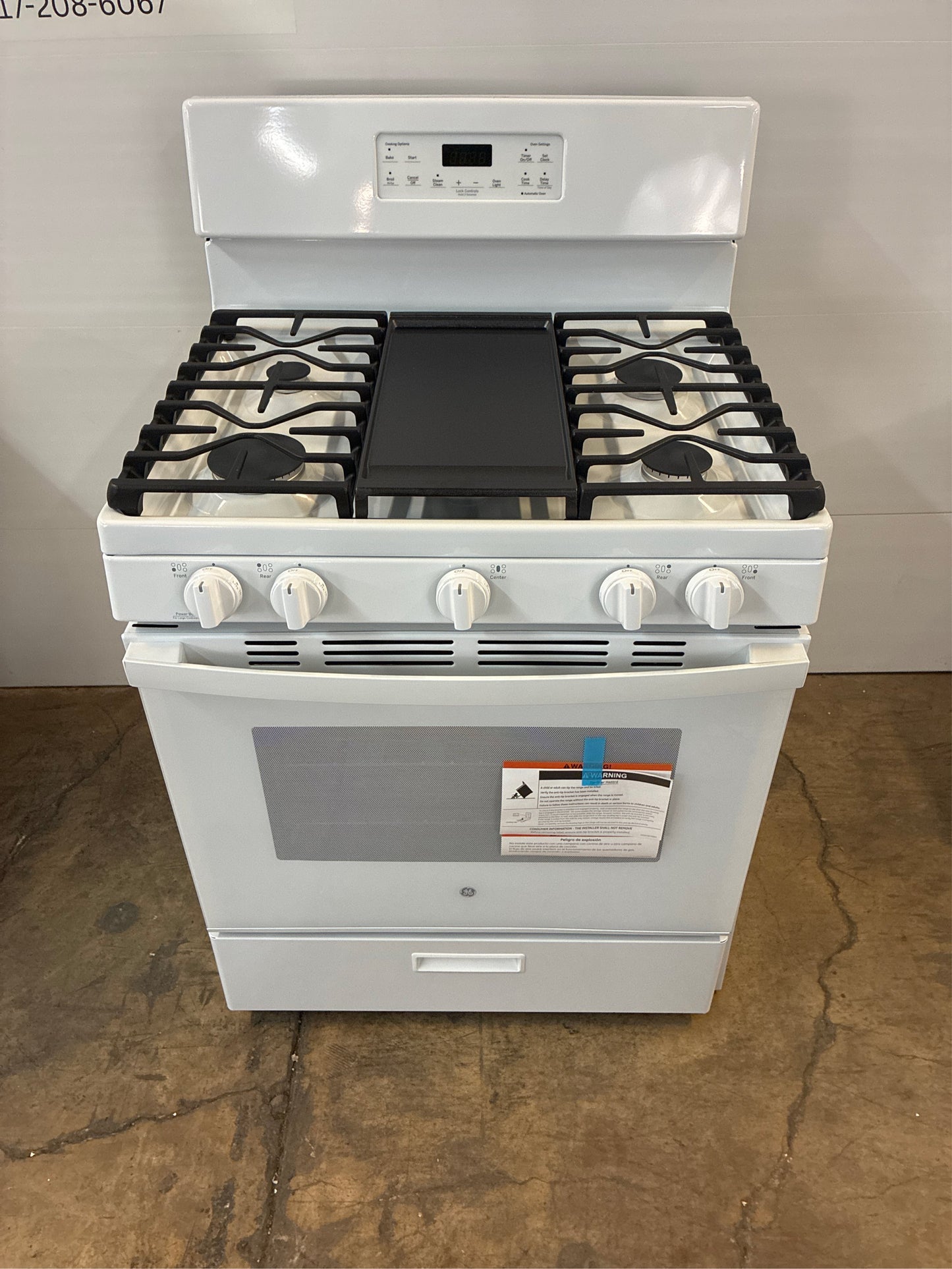 GE 30" 5-Burner 5-cu ft Gas Range (White)