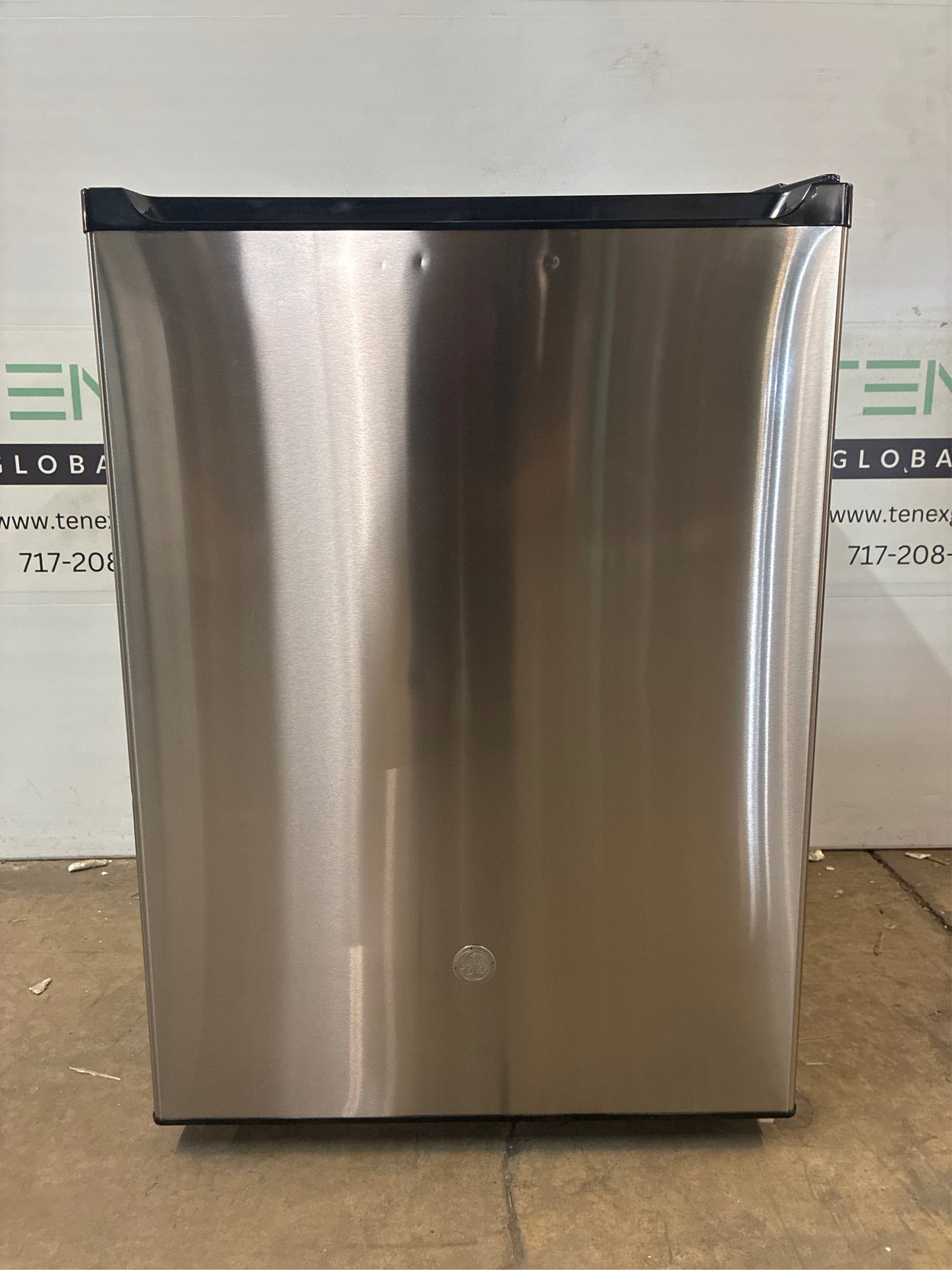 GE 5.6 cu. ft. Mini Refrigerator in Stainless Steel