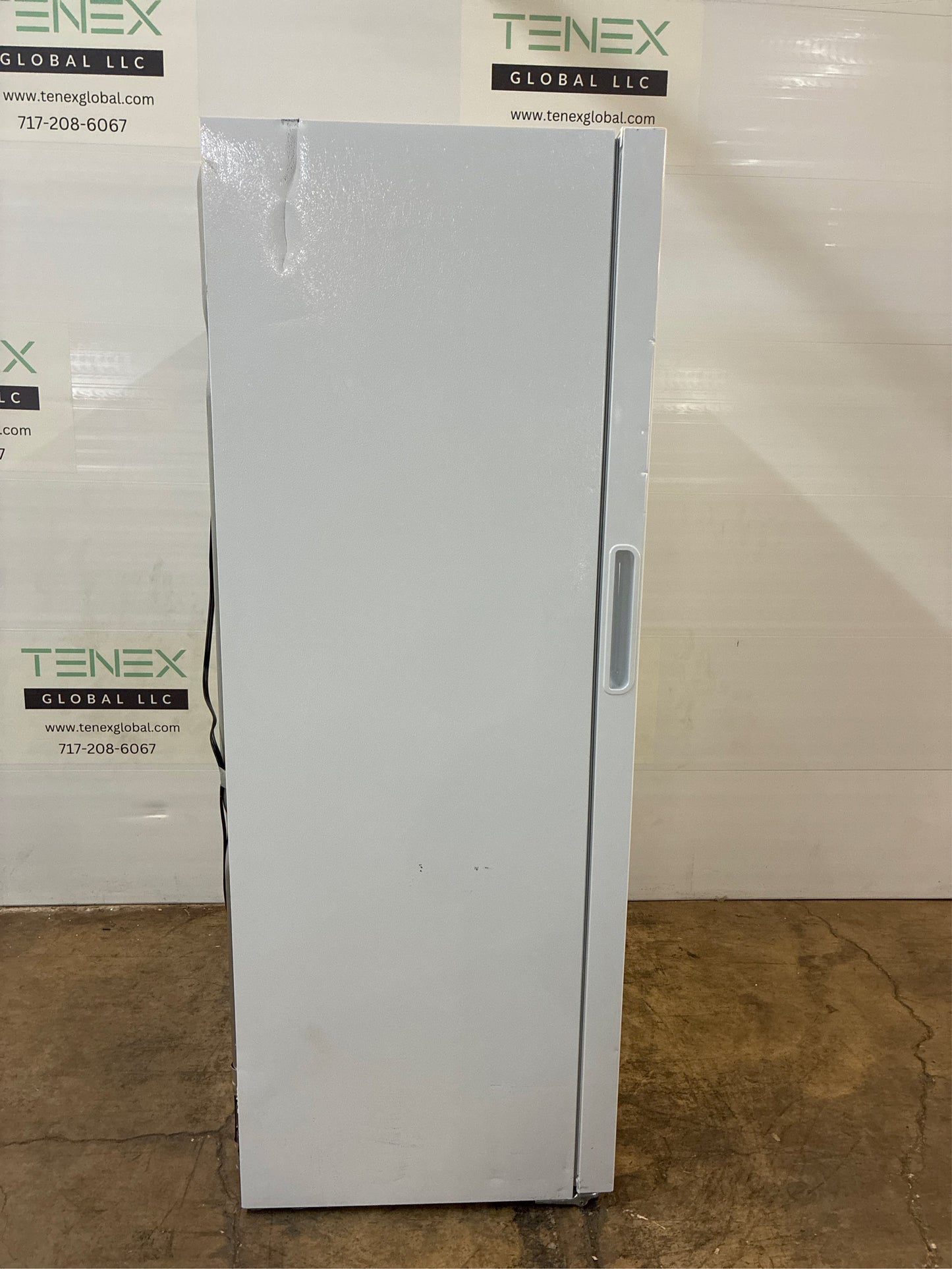 Frigidaire 32.6 in. 20 cu. ft. Upright Freezer, White