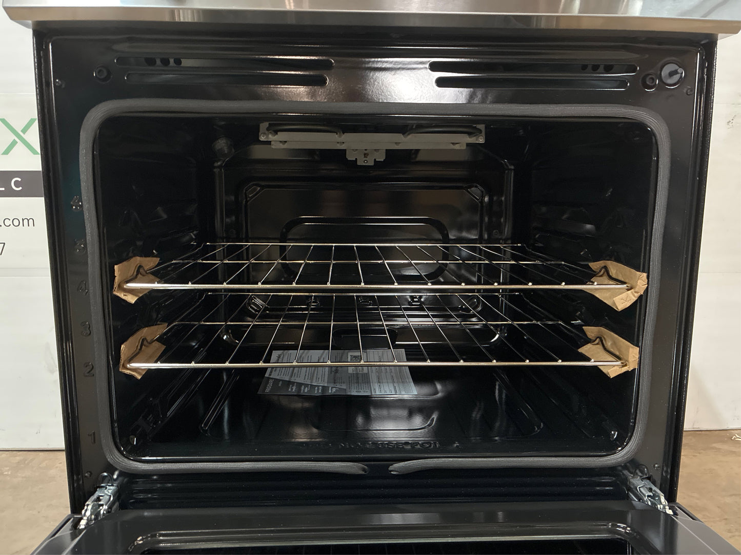 Frigidaire 30 in. 5-Burner Slide-In Electric Range SS