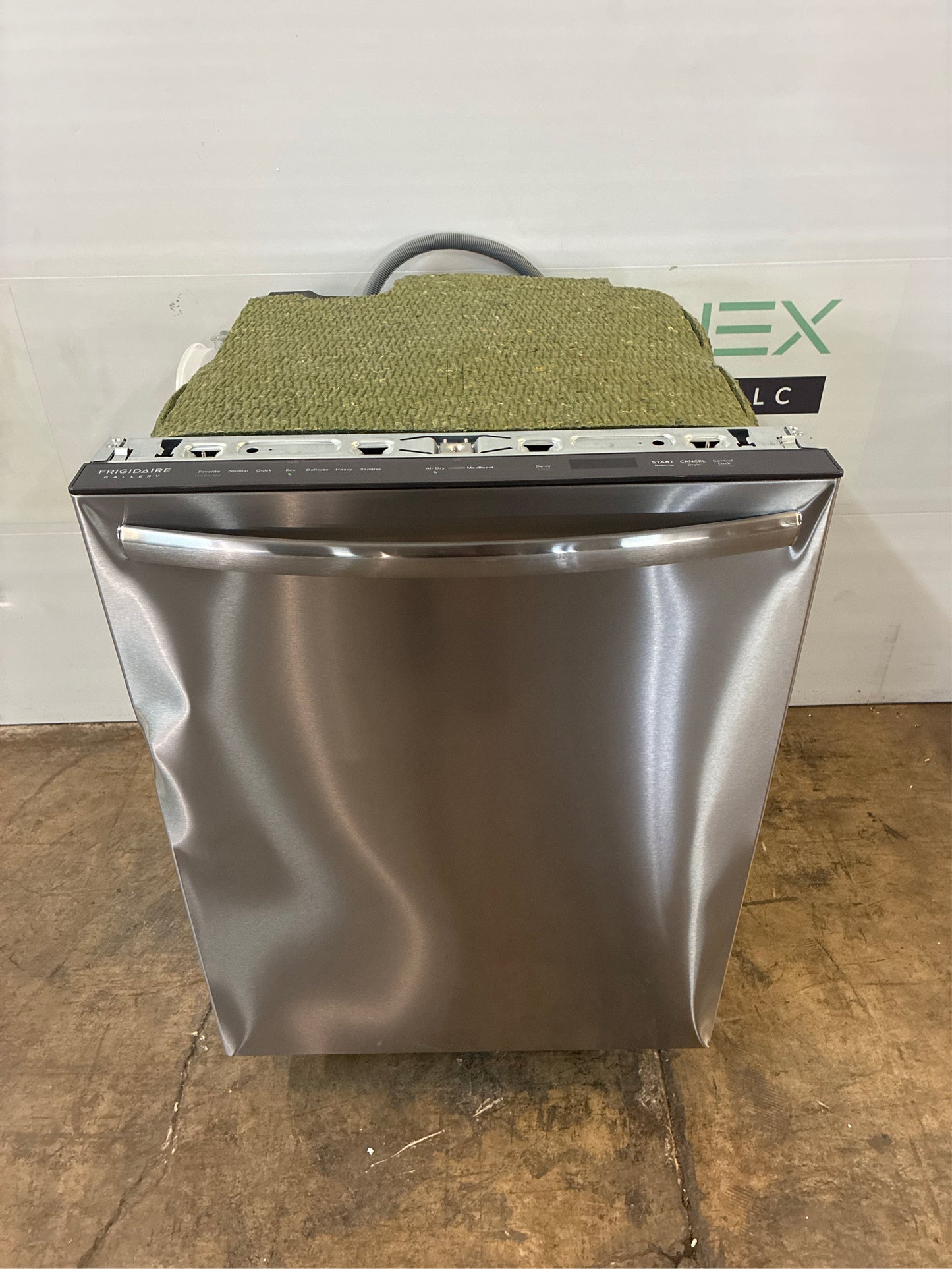 24 in Top Control Tall Tub Dishwasher Steel