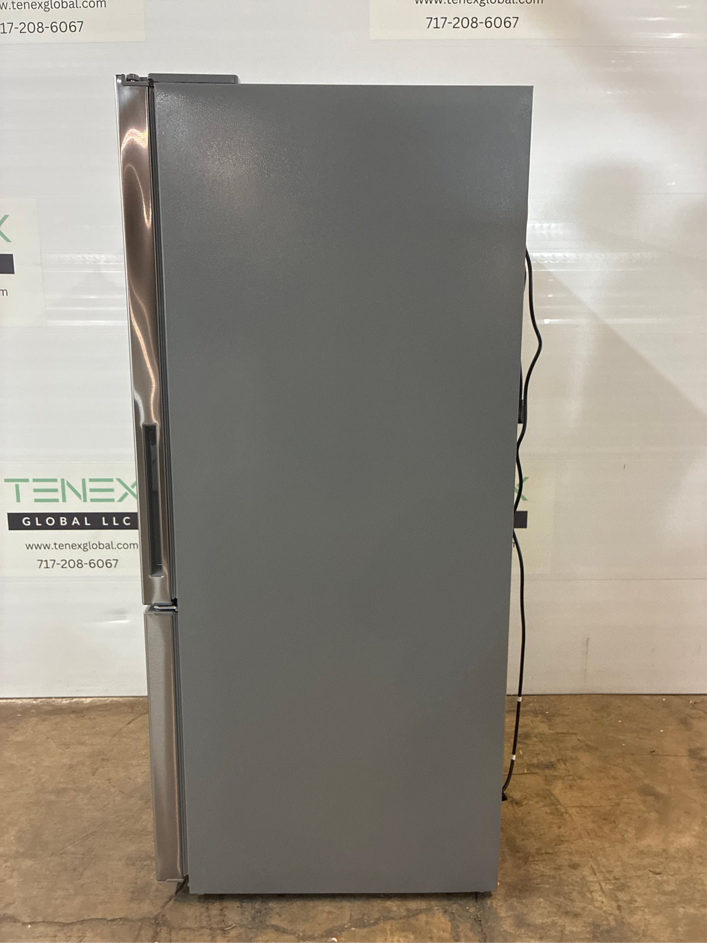 Vissani 18.7 cu. ft. Bottom Freezer Refrigerator
