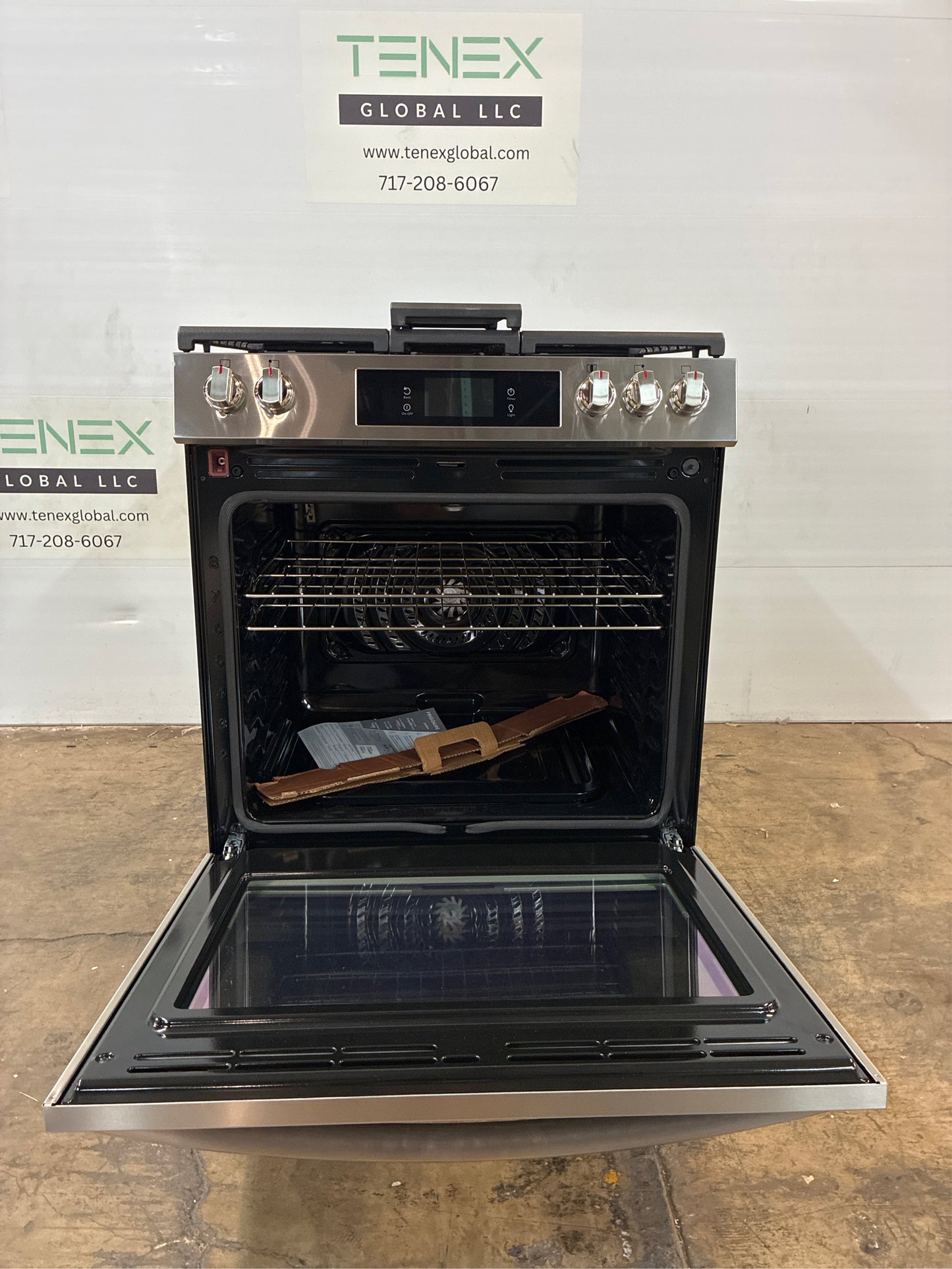 Frigidaire Gallery 30 in. 6 cu. ft. 5 Burner Gas Range