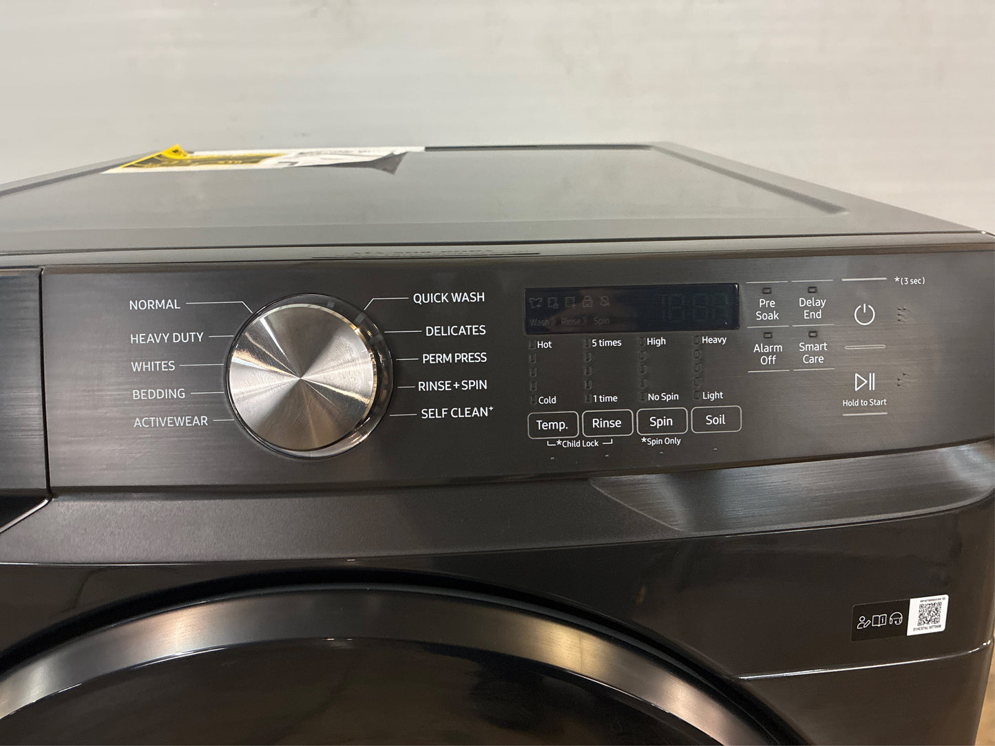 Samsung 4.5 cu. ft Front Load Washer, Brushed Black