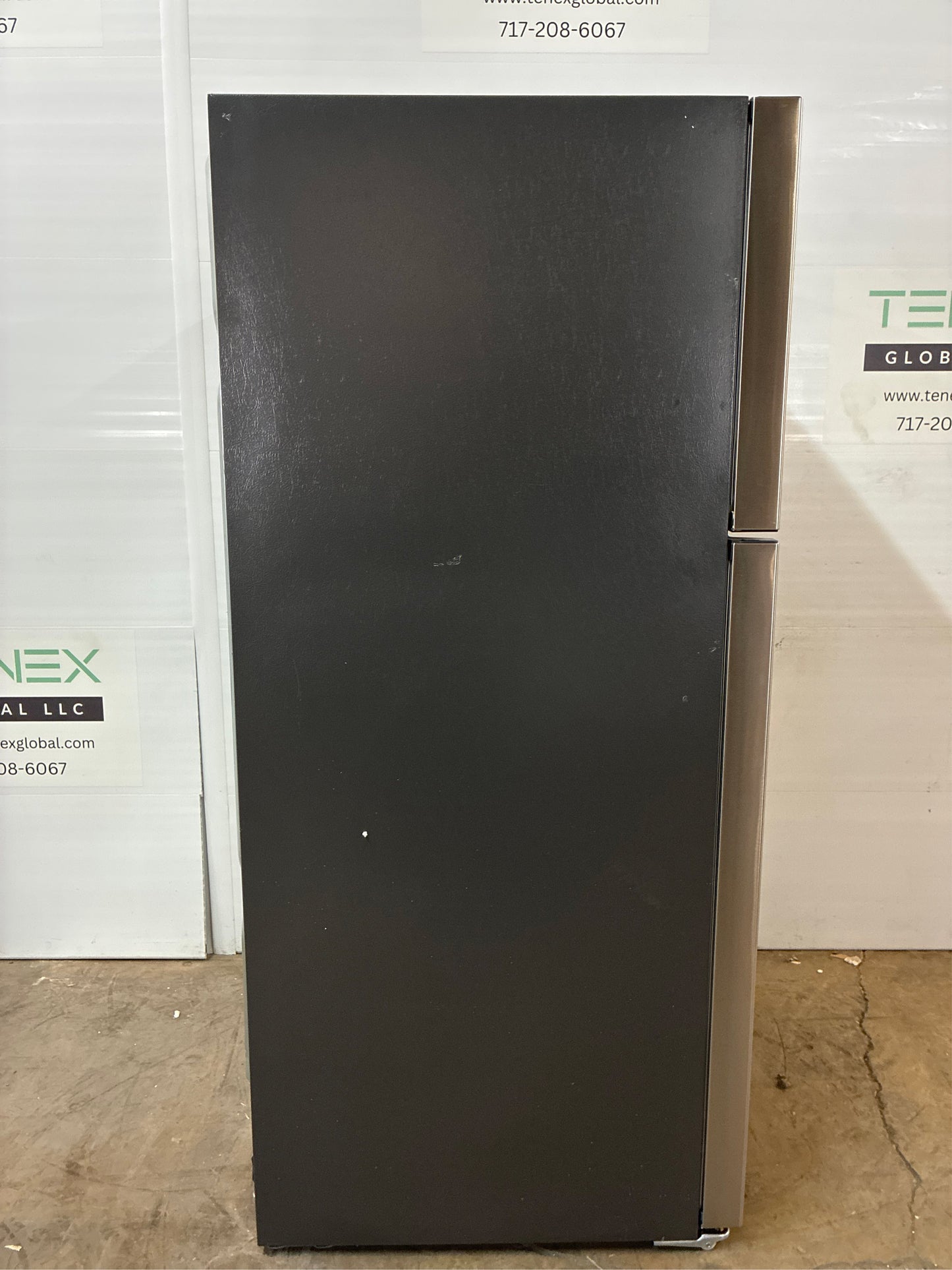 Frigidaire 20 cu. ft., Garage-Ready Refrigerator