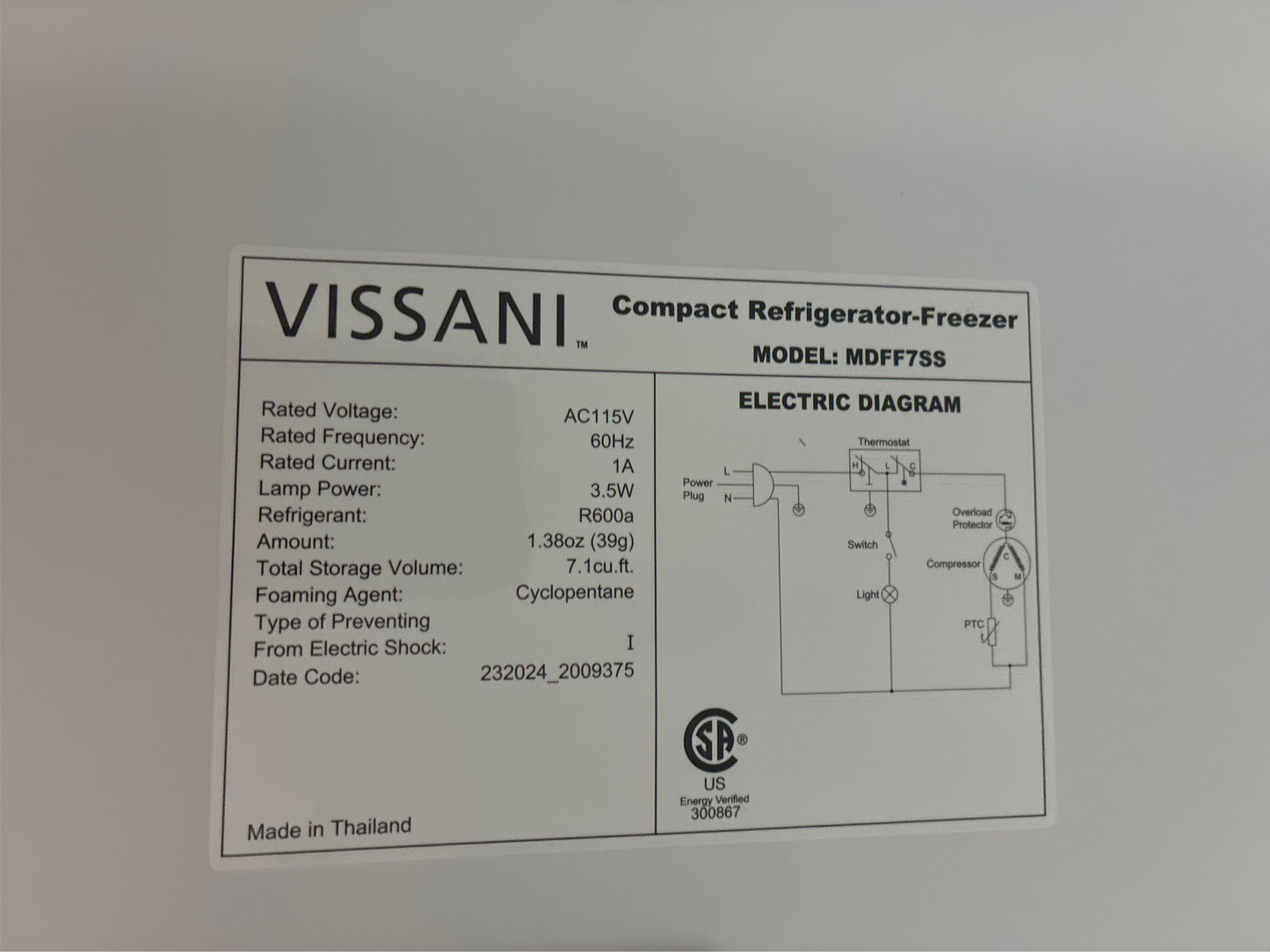 7.1 cu. ft. Top Freezer Refrigerator - SS Look