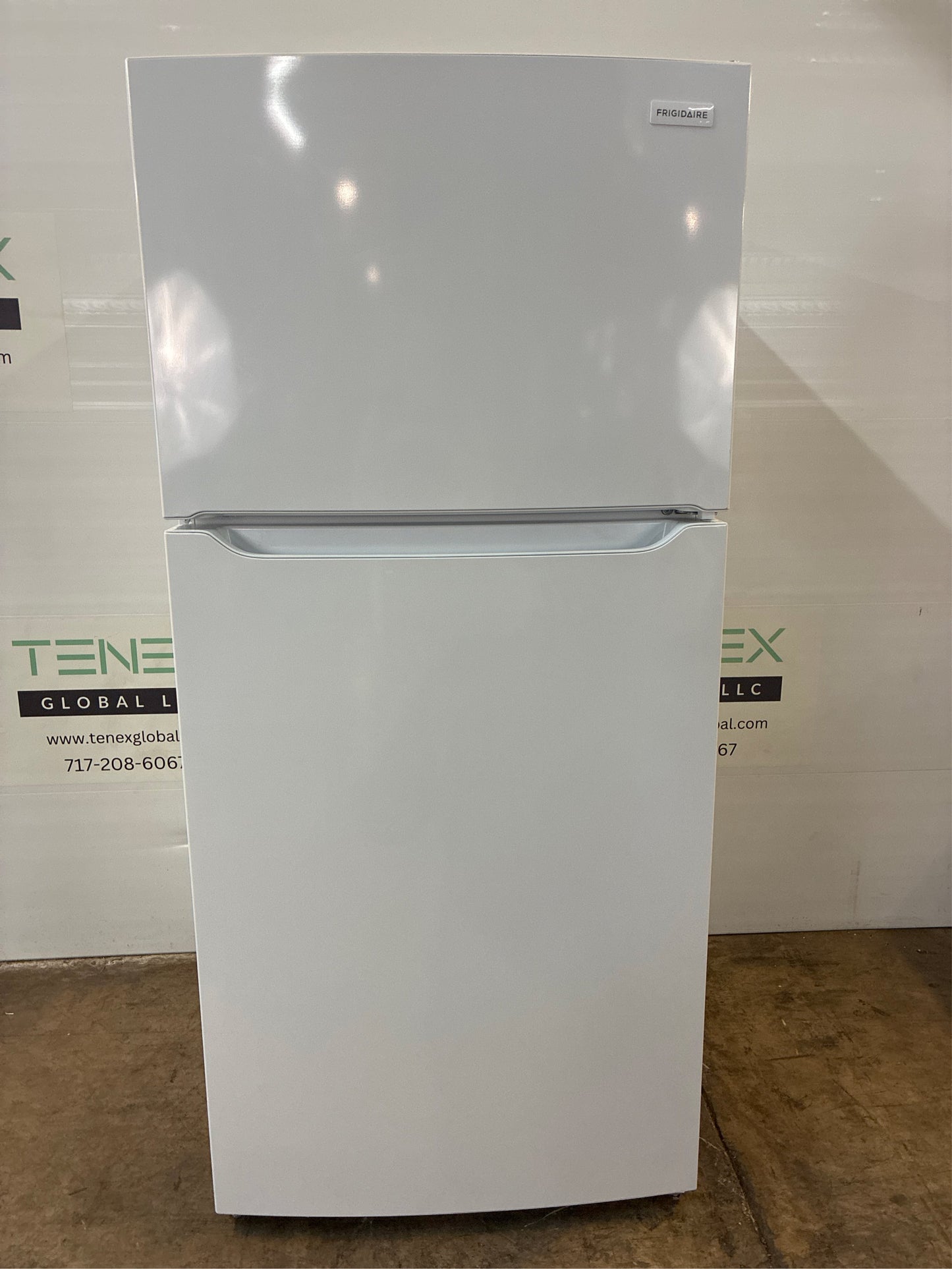 Frigidaire 30 in. 18.3 cu. ft. Refrigerator