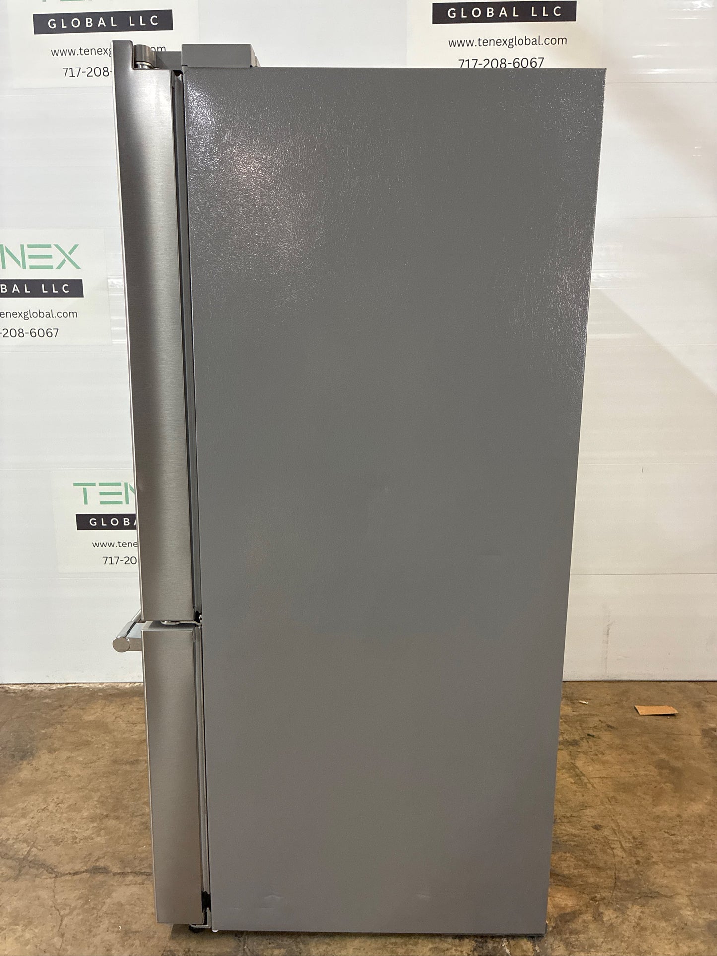 Frigidaire 27.8-cu ft French Door Refrigerator