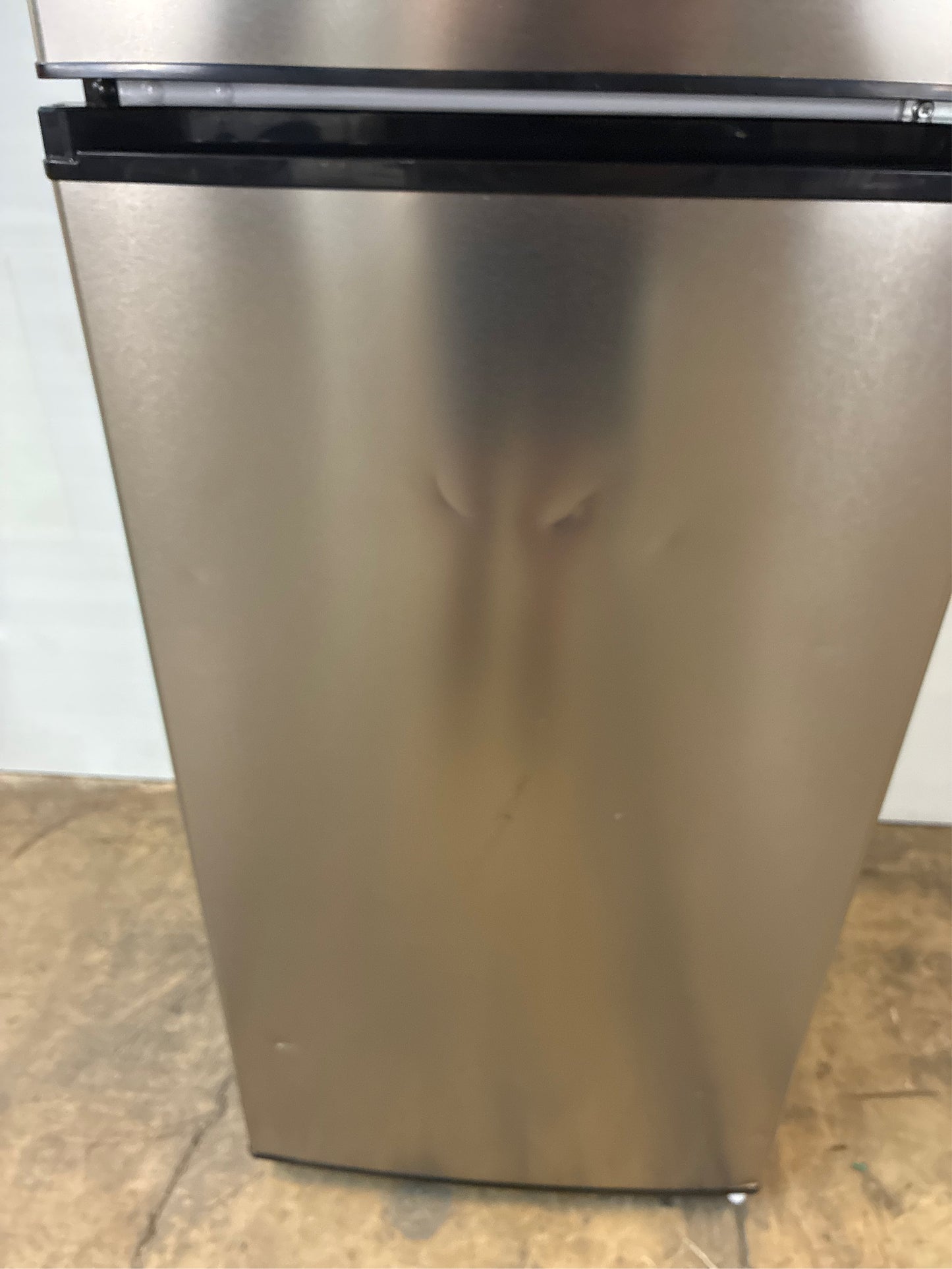 7.1 cu. ft. Top Fridge in Stainless Steel