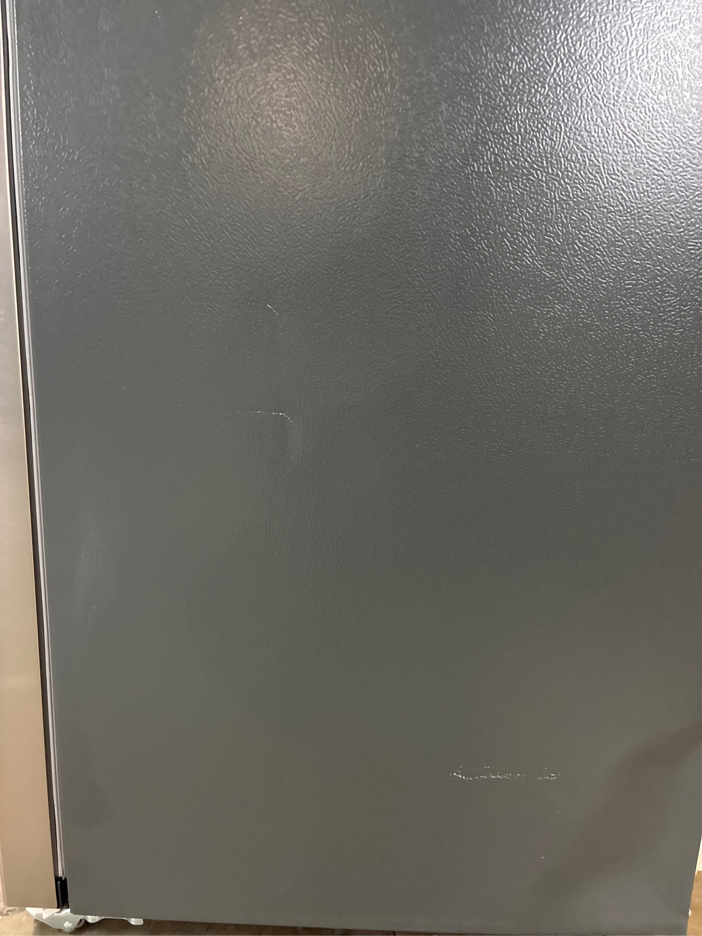 Frigidaire 13.9 cu. ft., Top Freezer Refrigerator