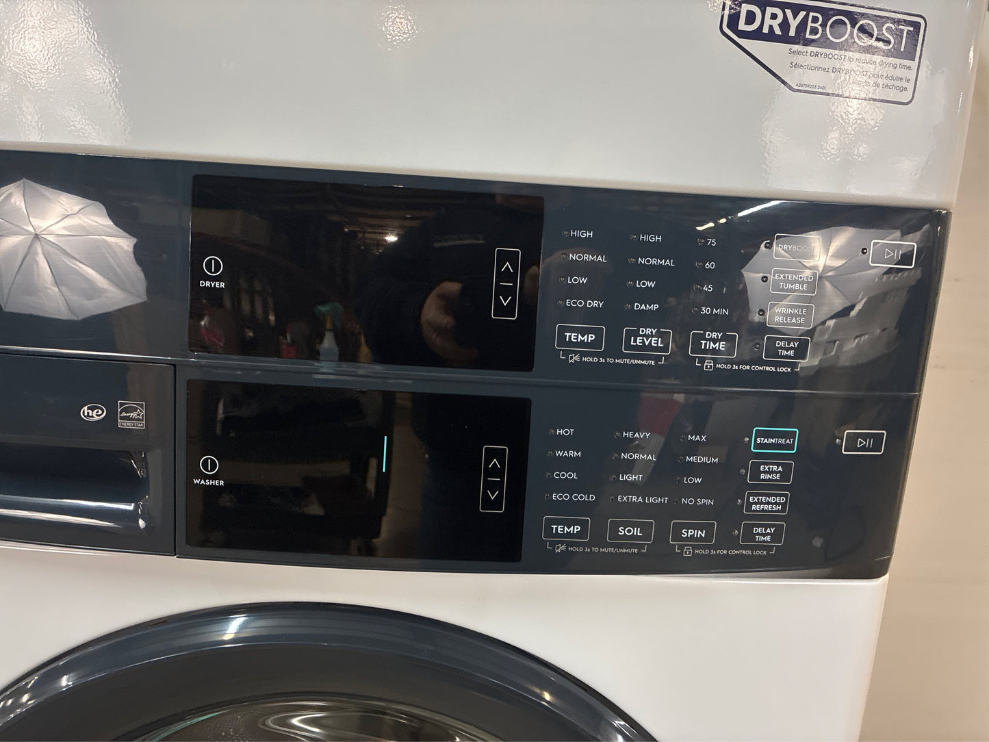 Electrolux 4.4 cu ft Washer + 8.0 cu ft Gas Dryer Tower
