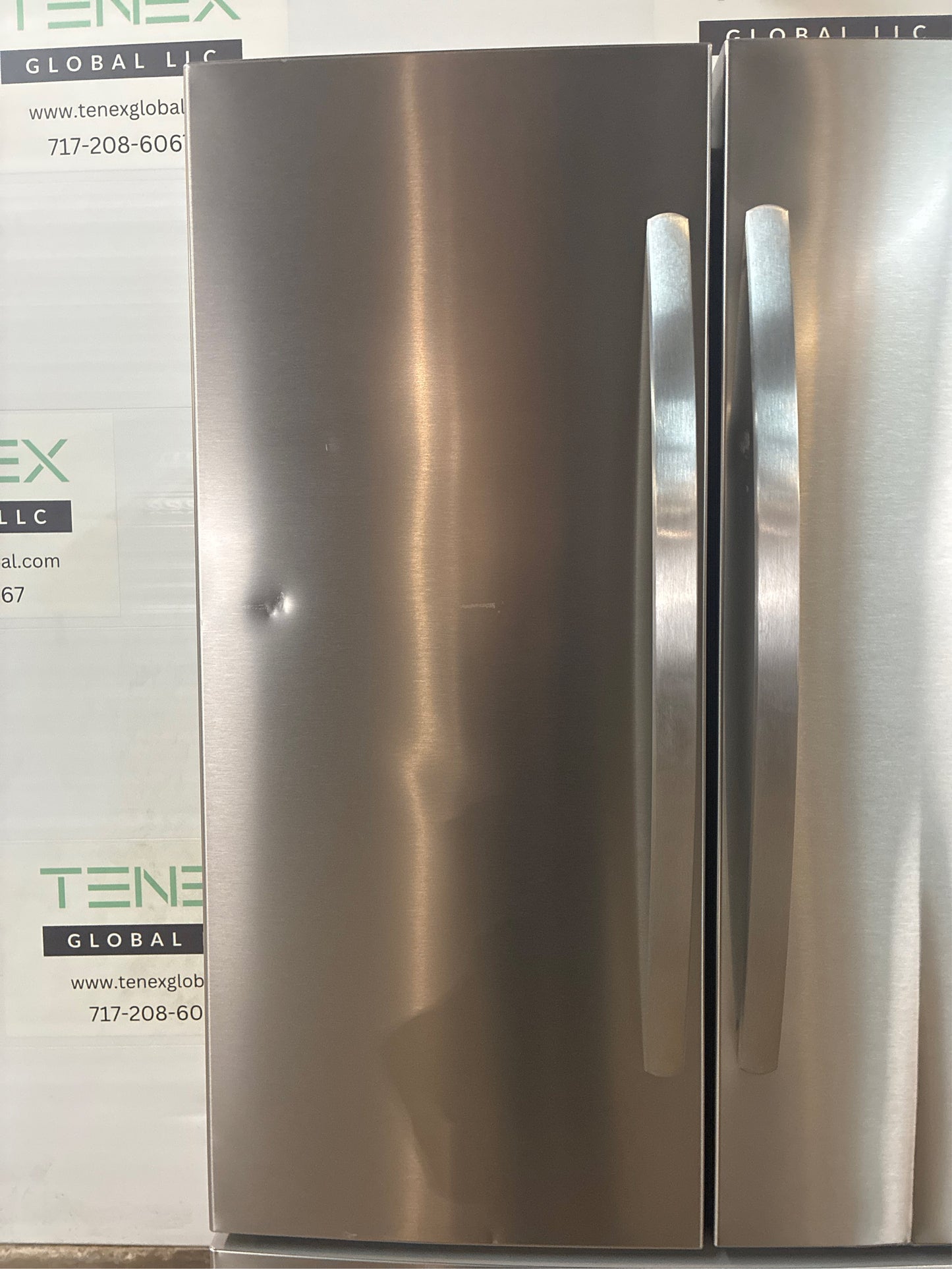 Frigidaire 36" French Door Refrigerator —28.8 cu ft