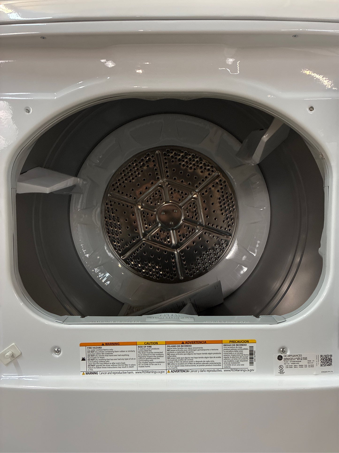 GE 7.2 cu. ft. Vented Electric Dryer, White