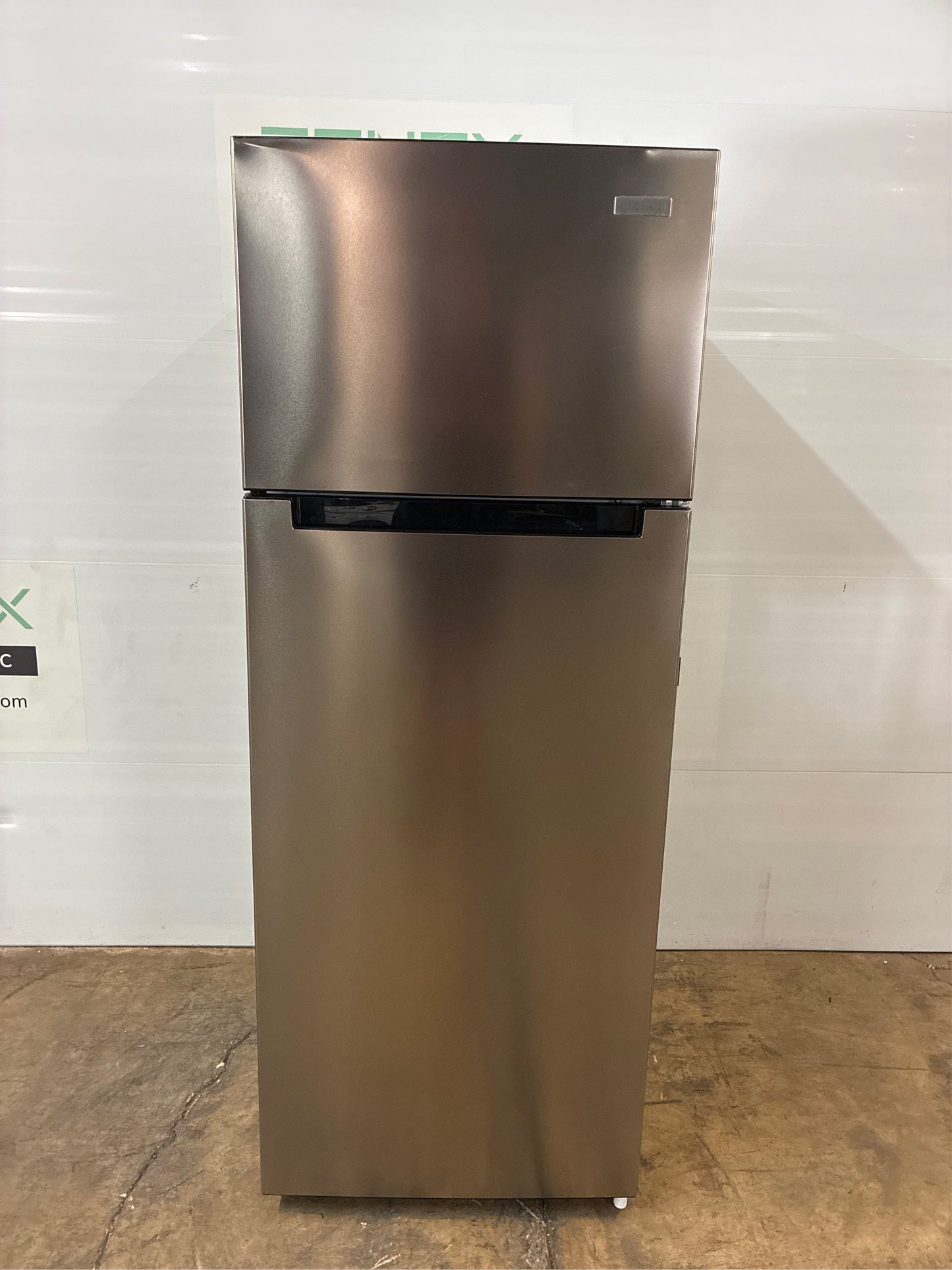 7.2 cu. ft. Top Freezer Refrigerator