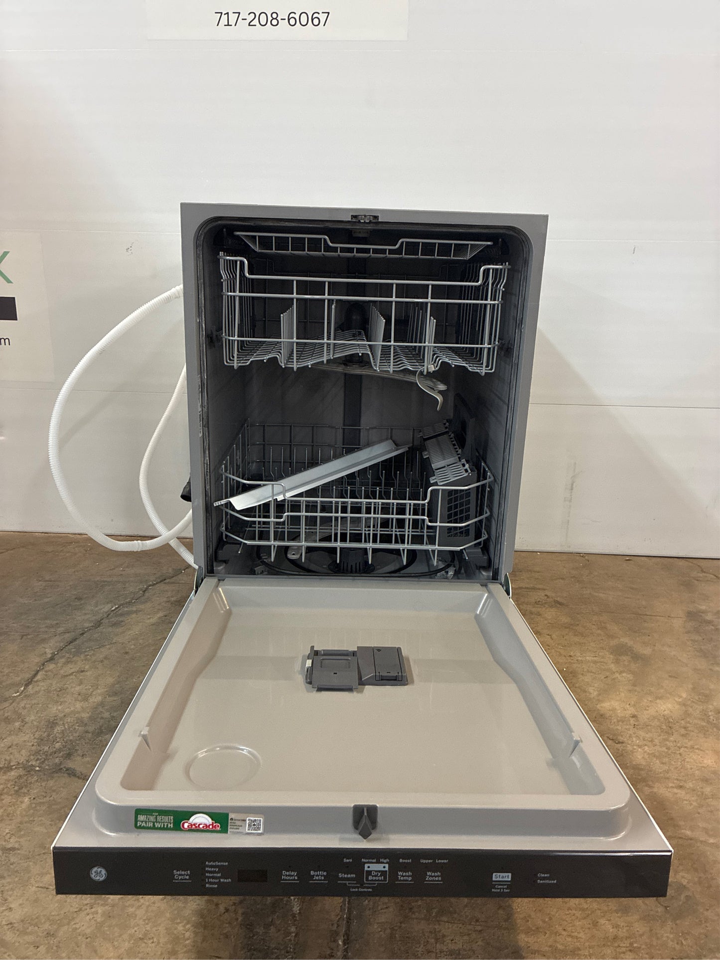 GE 24" Top Control Dishwasher, White, 52 dB