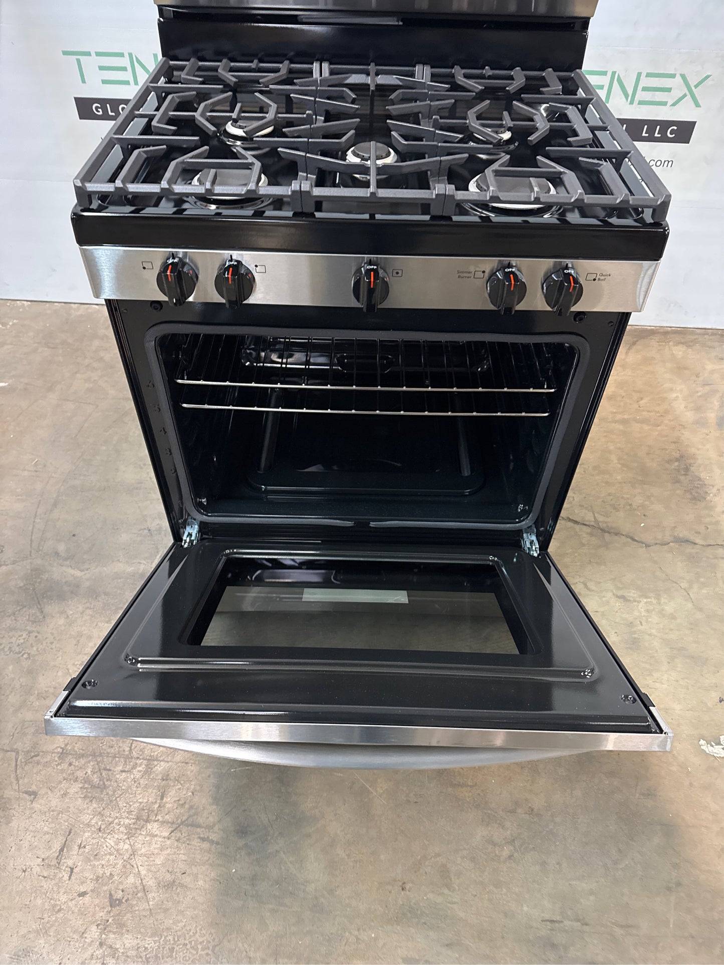Frigidaire 30 in. 5-Burner Freestanding Gas Range (SS)