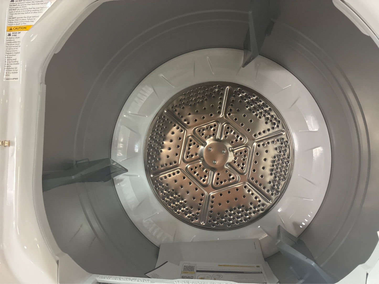3.8 cu. ft. Washer & 5.9 cu. ft. Gas Dryer