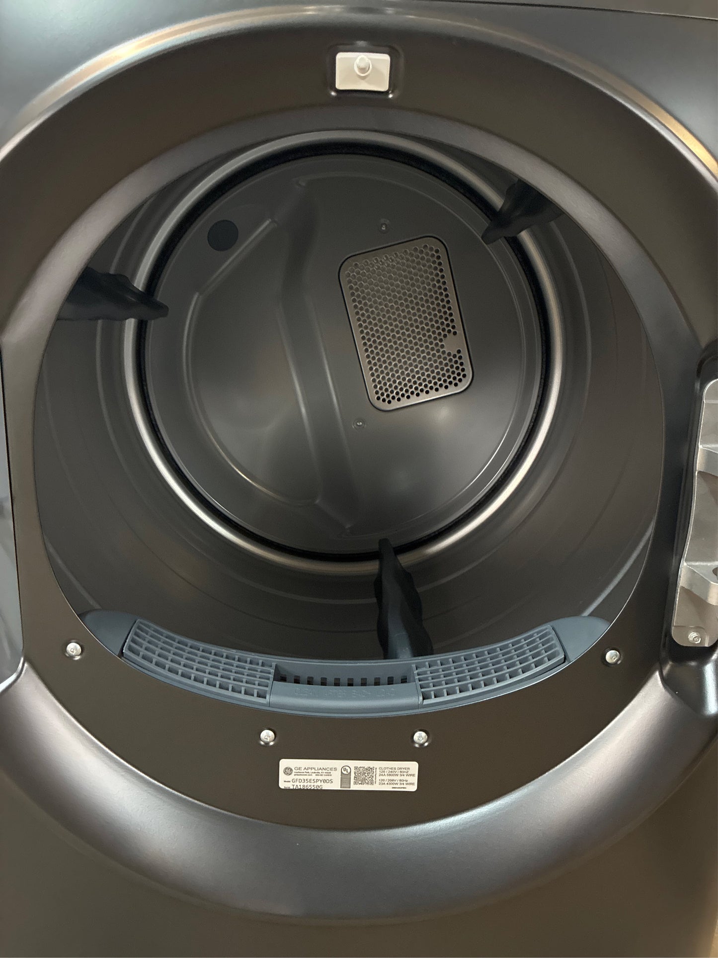 GE 7.8 cu ft, Vented Smart Front Electric Dryer